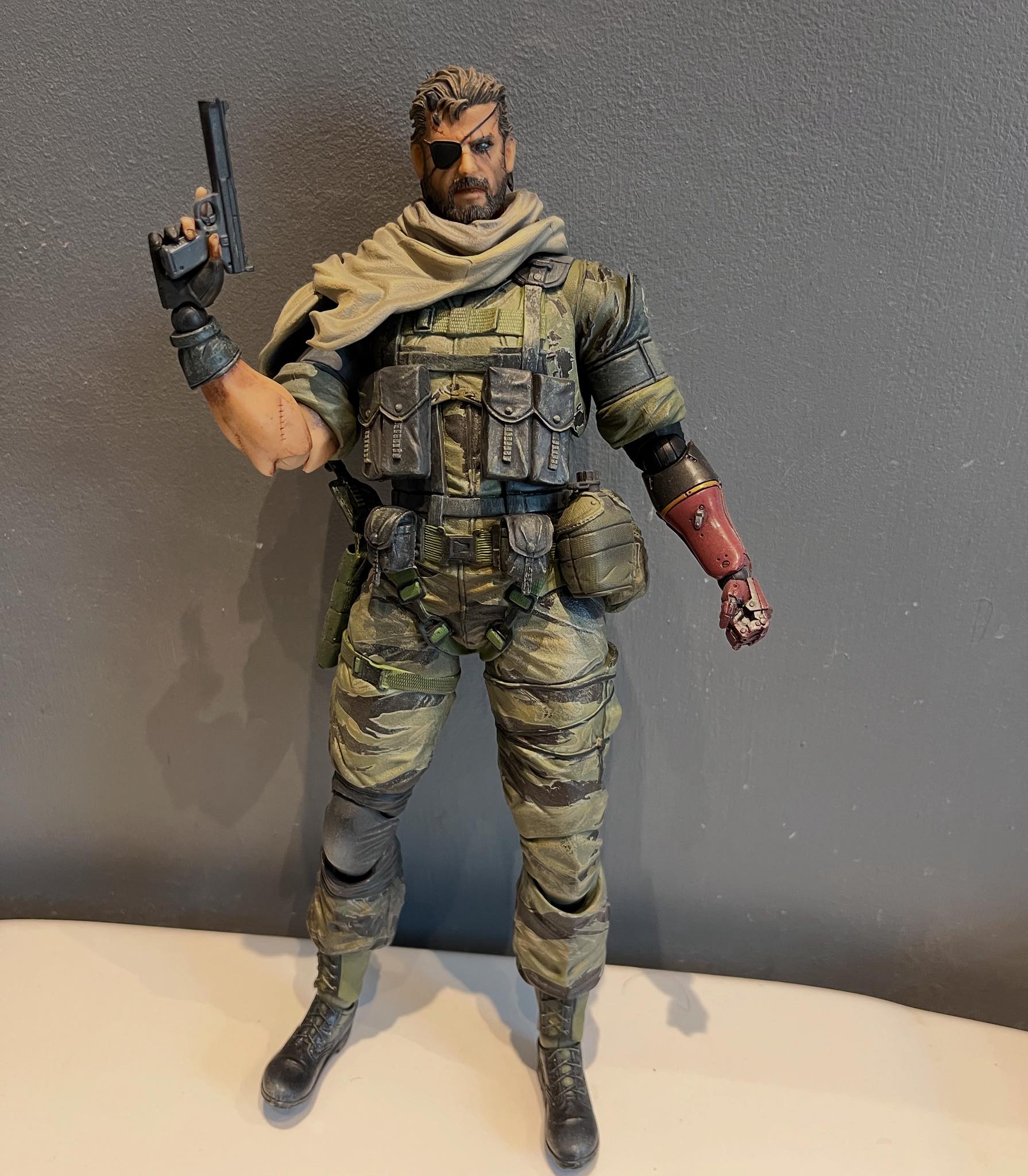 PLAYART改 L GEAR SOLID 2 Amazon.com: Square Enix Metal Gear Solid