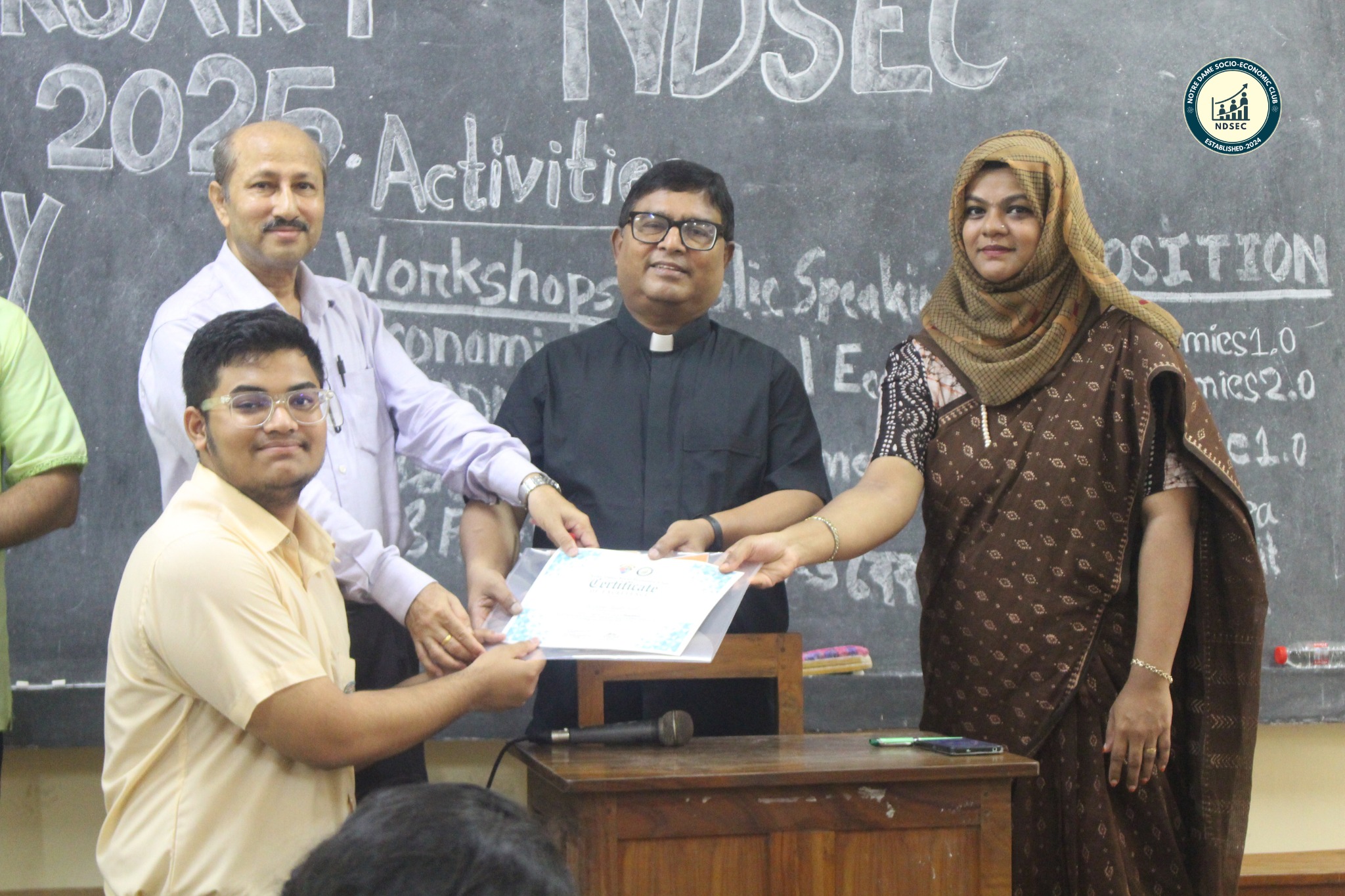 Notre Dame Socio-Economic... - Notre Dame Socio-Economic Club