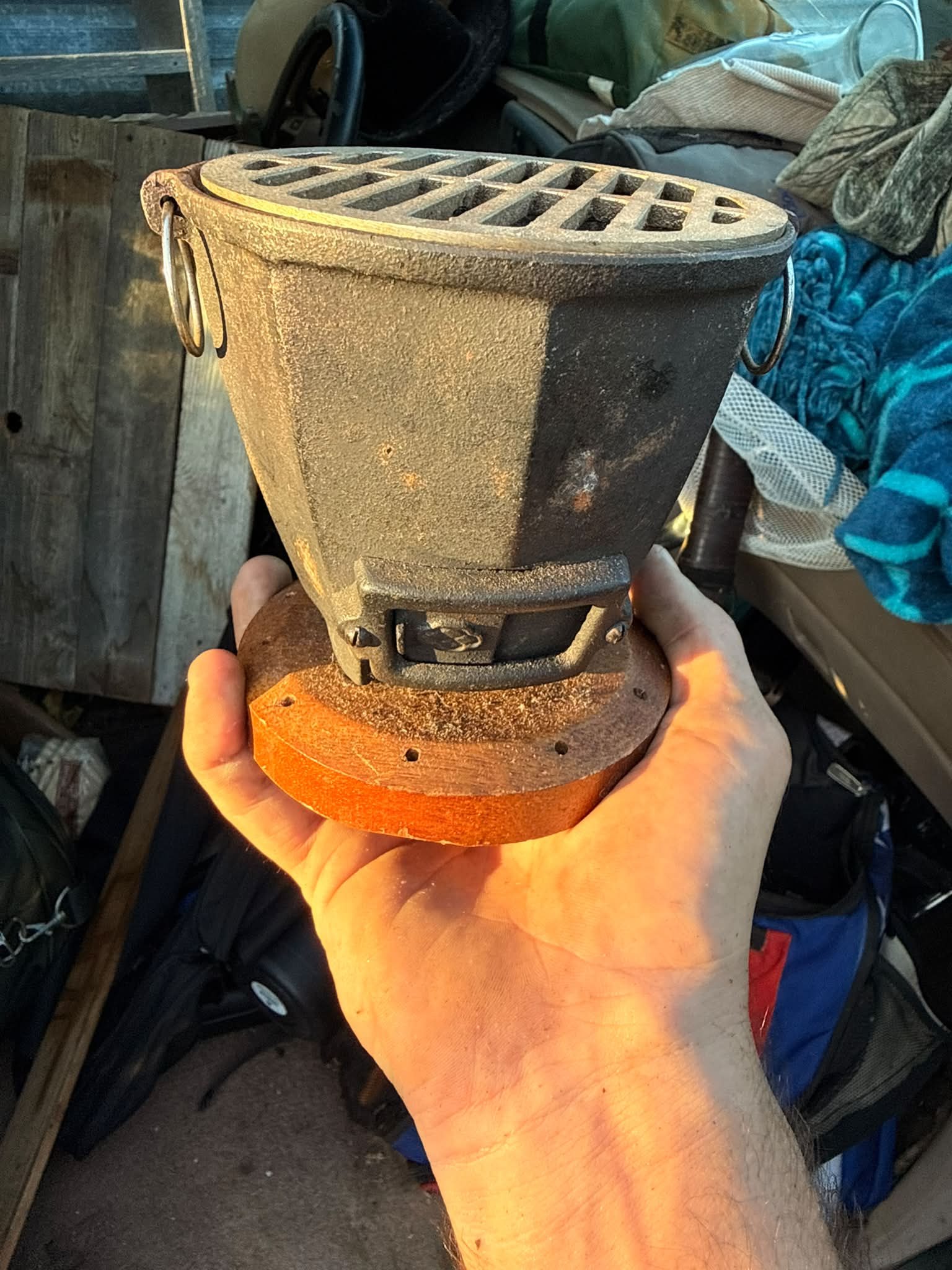 Konro cast-iron Japanese tabletop hibachi grill