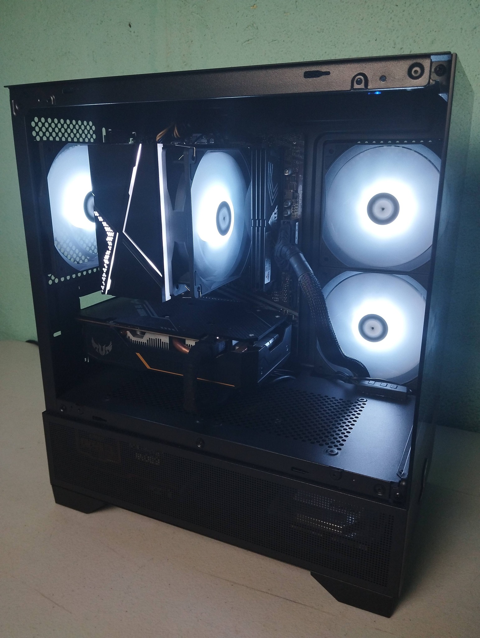 Ryzen 5 3600 Asrock b450m steel legend Vertical gpu riser Galax