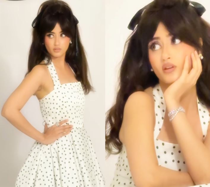 Pakistani - #SajalAly looks like a 90s queen in her latest photoshoot ...