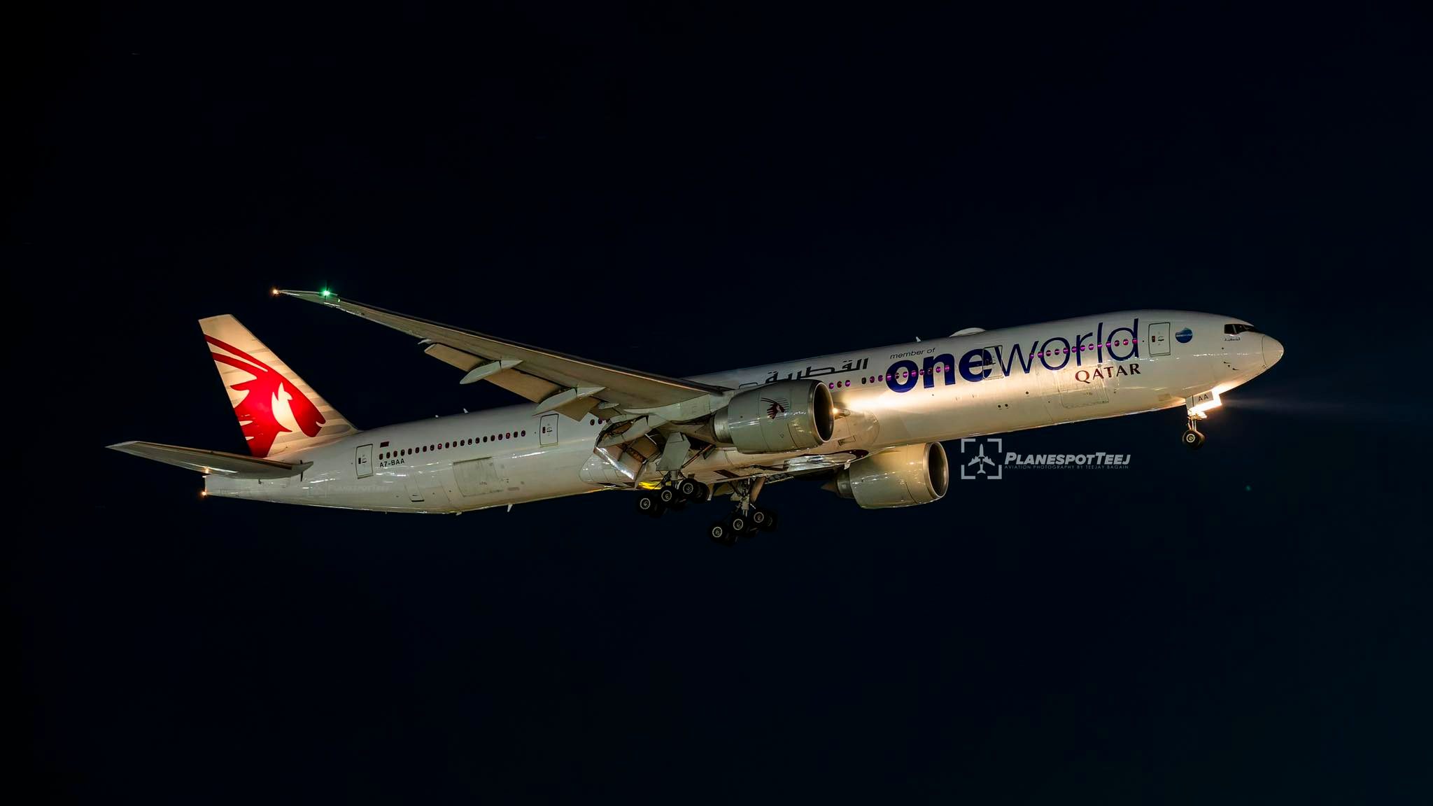 Qatar Airways UEFA Champions League livery Boeing 777-300er