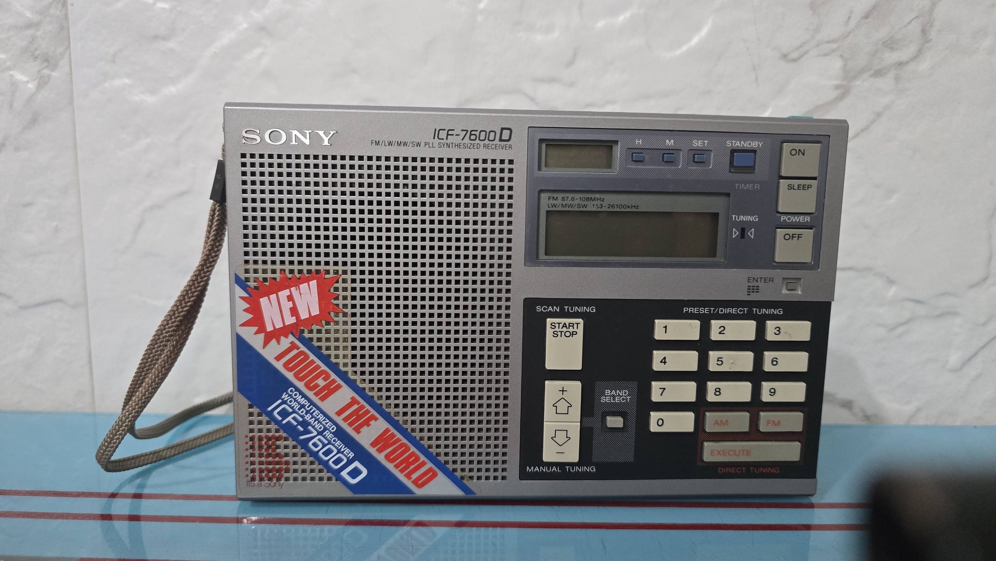 SONY ICF -7600 D WORLD BAND VINTAGE RECEIVER COMPLETE