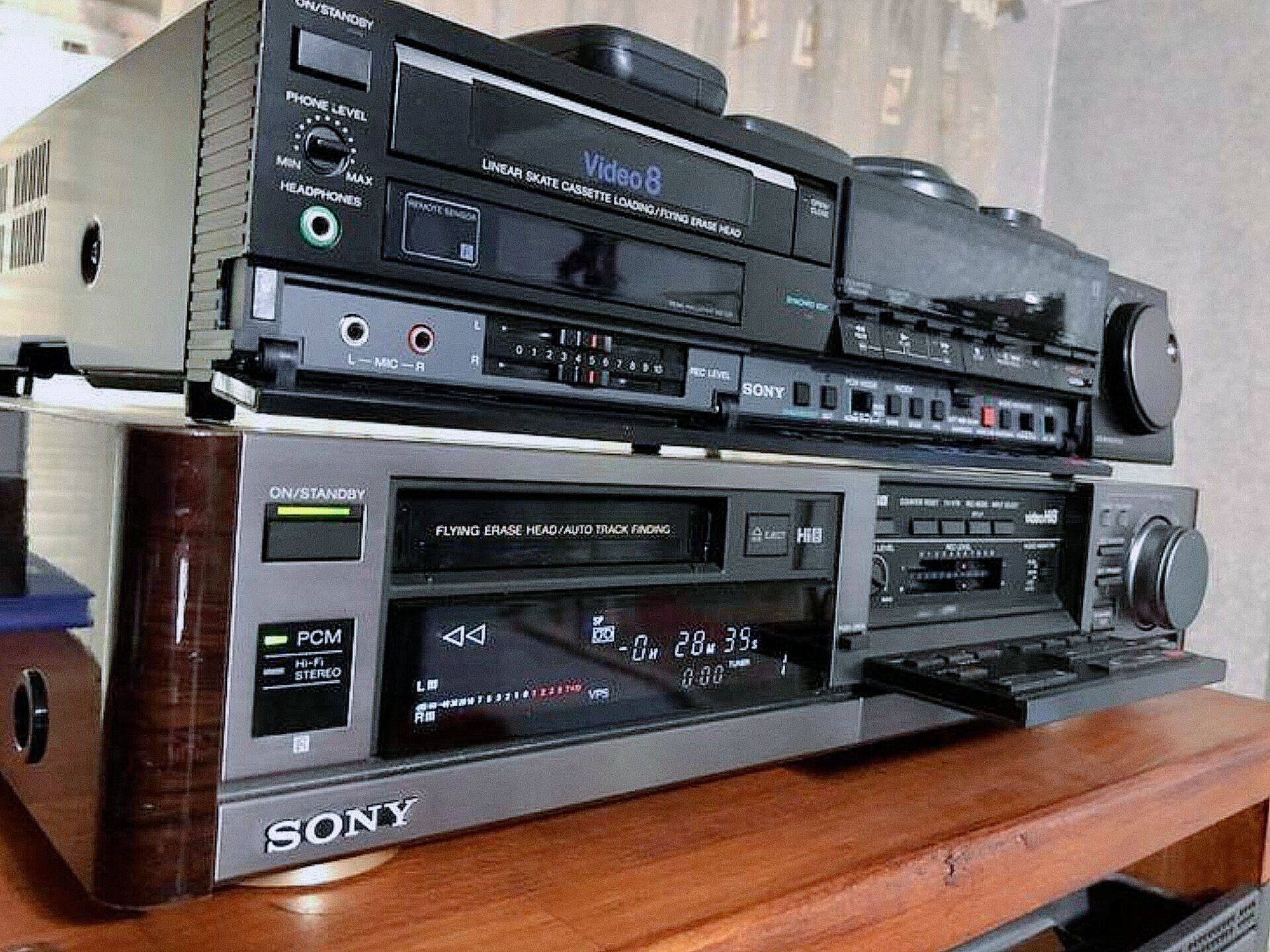 Sony CF2550 stereo radio cassette recorder