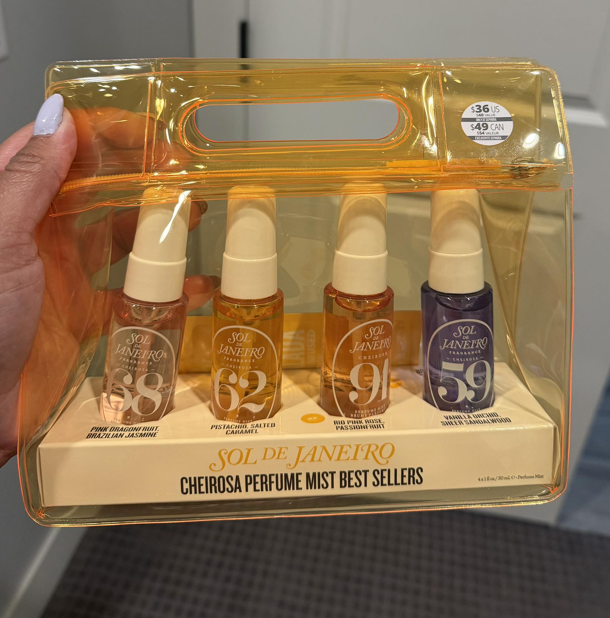 Smell, feel, & live deliciously with the Cheirosa Perfume Mist