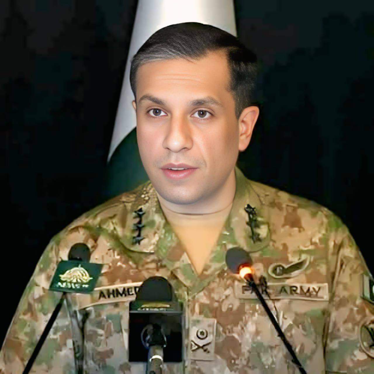 Pakistan zindabad pak army pindabad proud of you DG ISPR Also Field ...