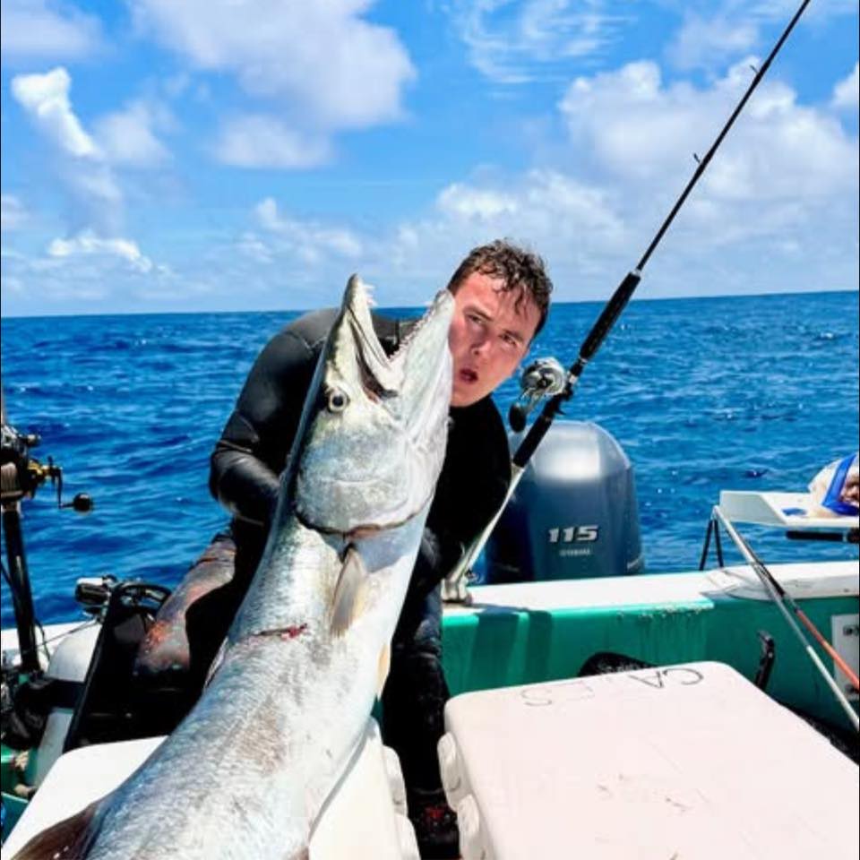 Mahi straight off the gaff. These colors fade in 10 minutes. Name a ...
