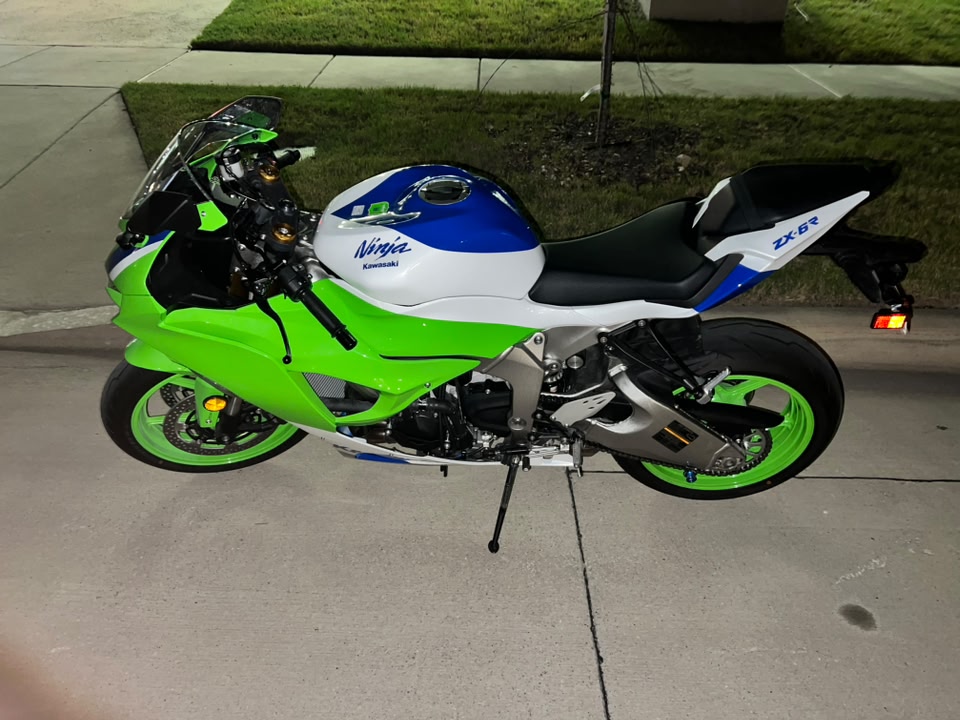 New Arrival. 2024 Kawasaki ZX6R 40th Anniversary with only 2628