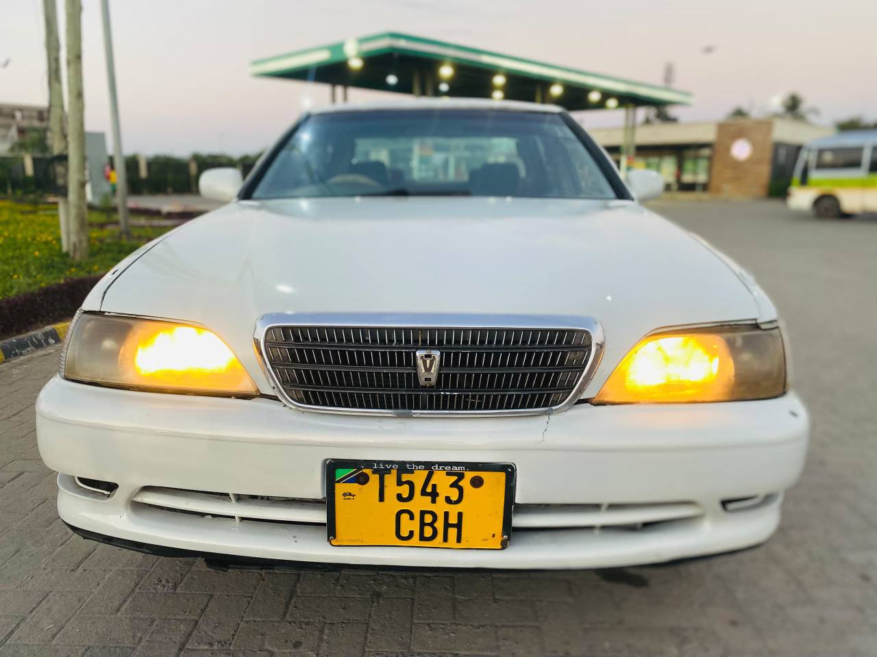 TOYOTA CRESTA 0712390683 BEI 3.8ml ENGINE BEAMS VVTI FULL AC