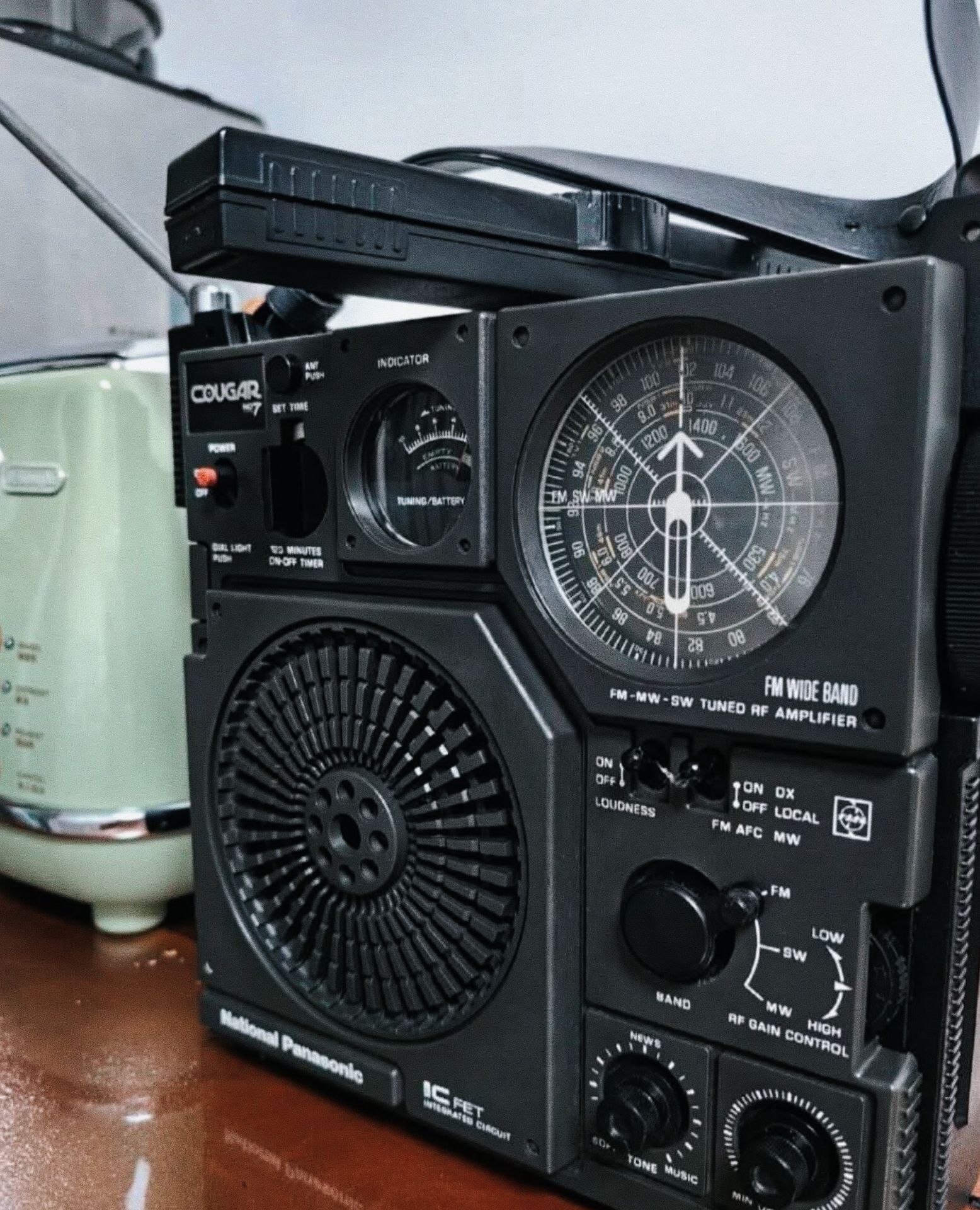 National Panasonic Cougar 2200 radio. 70s Vintage