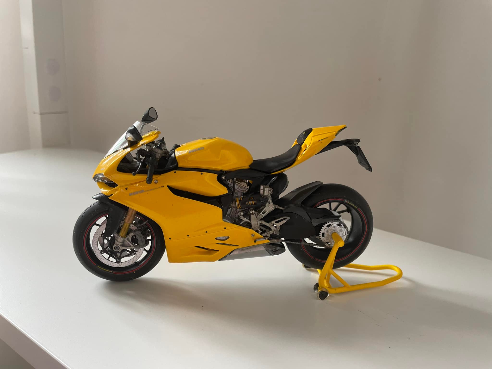 Tamiya, Kit para Montar, Plastimodelismo, Ducati 1199 Panigale S Tricolore, Miniatura de Moto