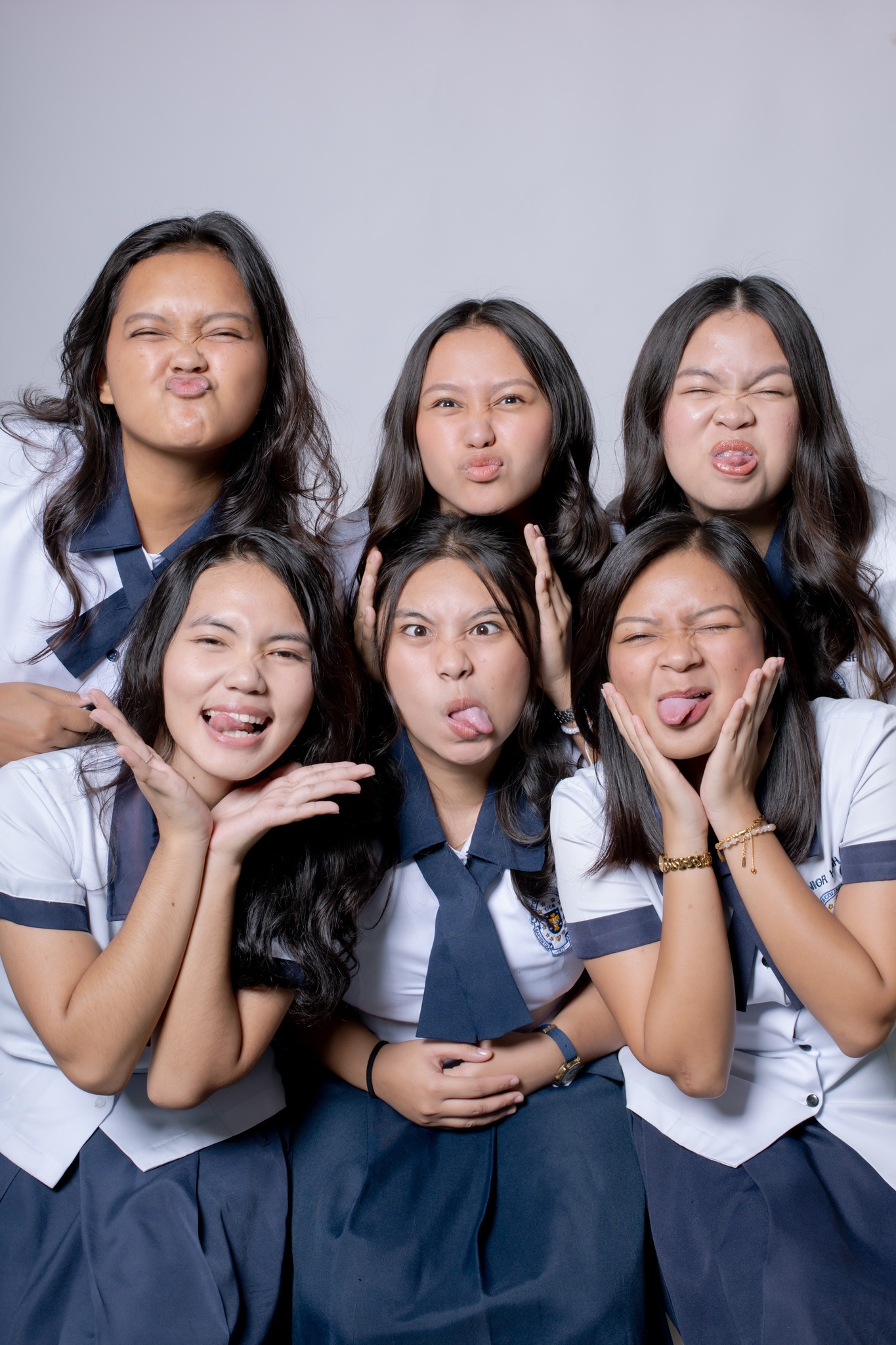 Cheers to the new... - Uclick Self-Portrait Studio - Liloan