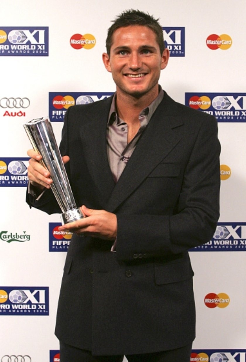Chelsea star Frank Lampard poses with his FIFPRO World XI Player