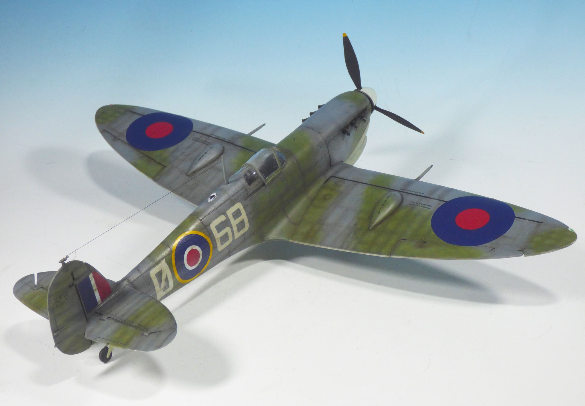 Revelle 1/32 Seafire 1B model