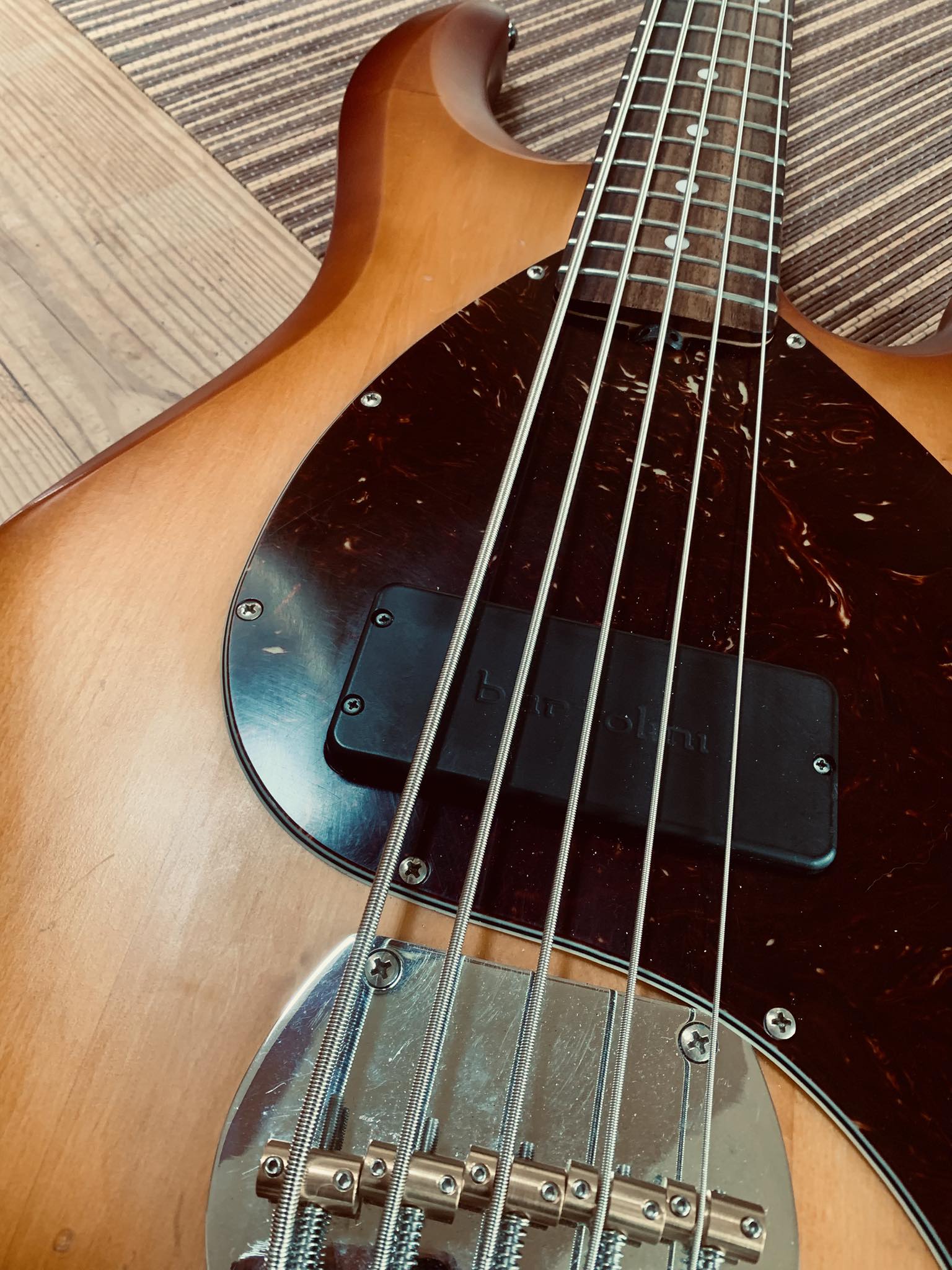 Ibanez SR500 wiring issue with Bartolini MK1 pickups