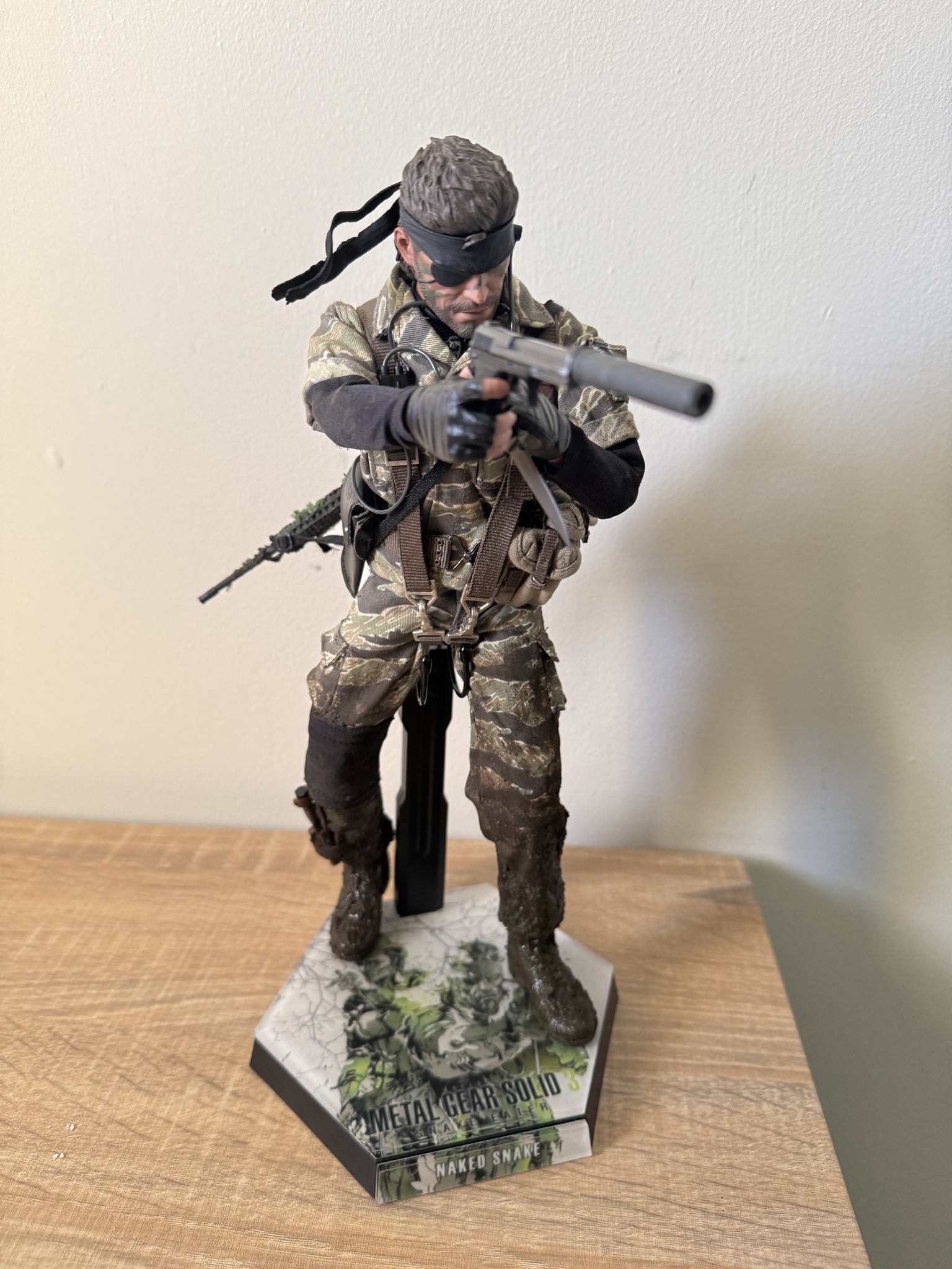 WJL Toys - Disguiser (Snake MGS) escala 1/6