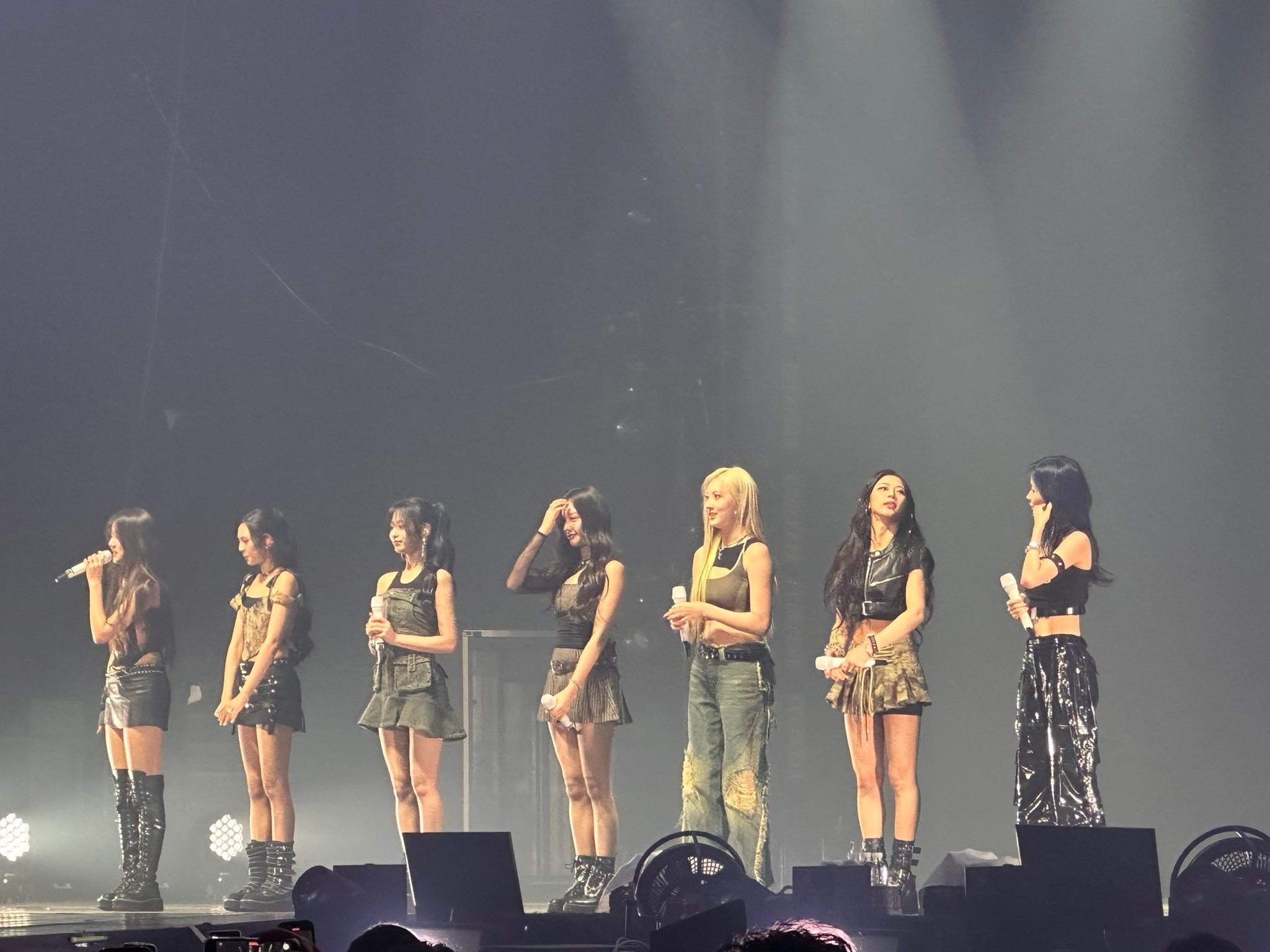 K-pop Trends - K-pop Trends added a new photo.