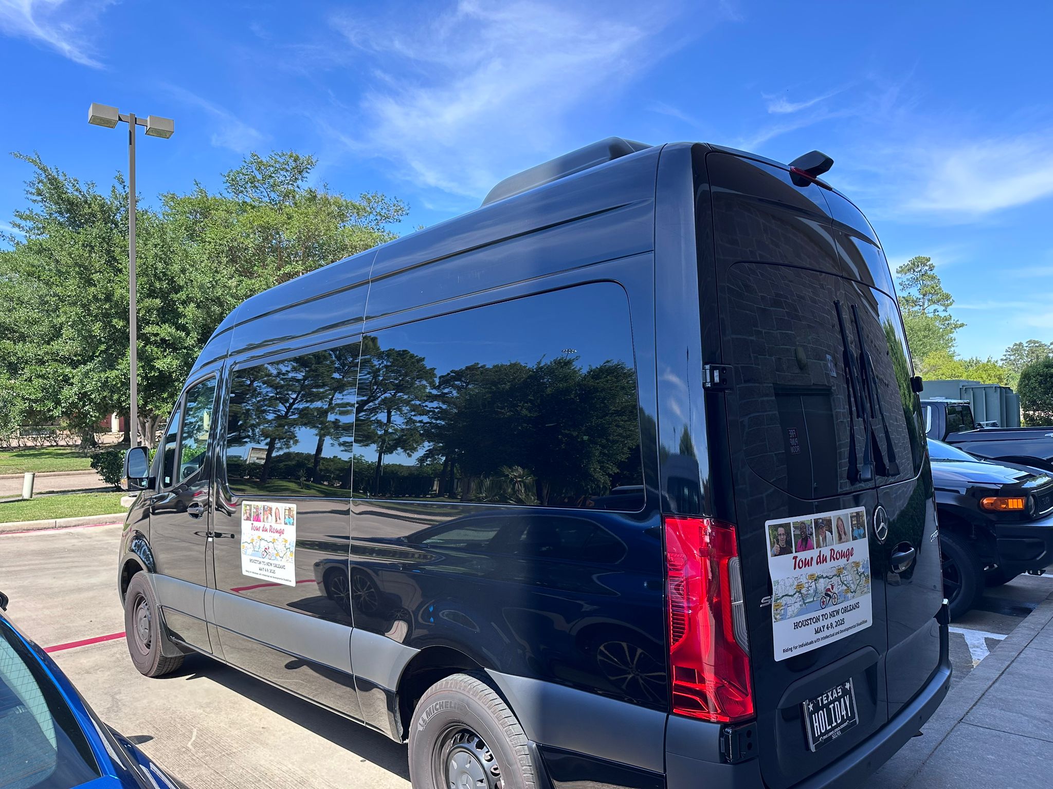 Holiday Van Rentals | Iowa Colony TX