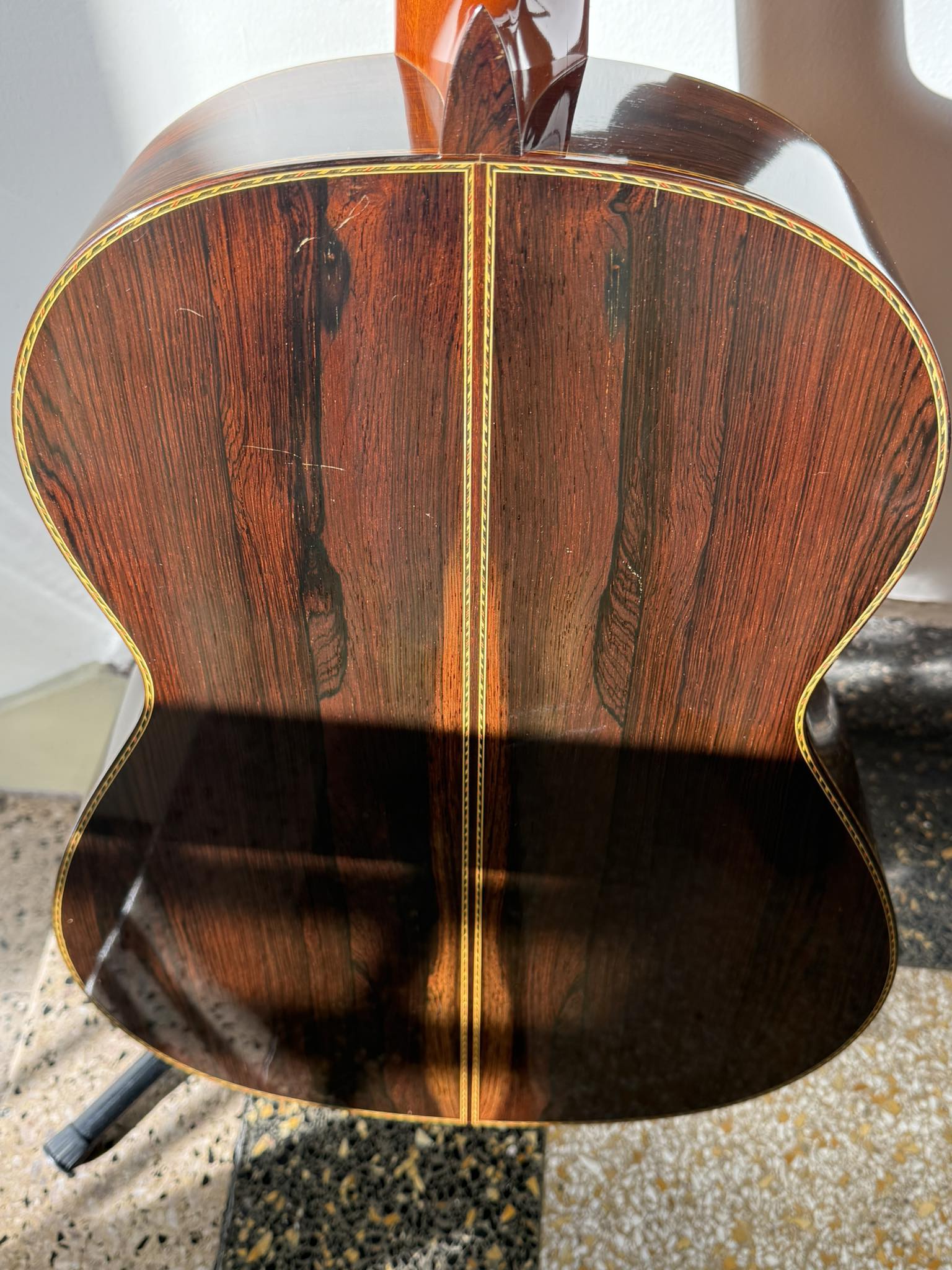 Mitsuru Tamura No.3000 1975 brw, great sounding guitar