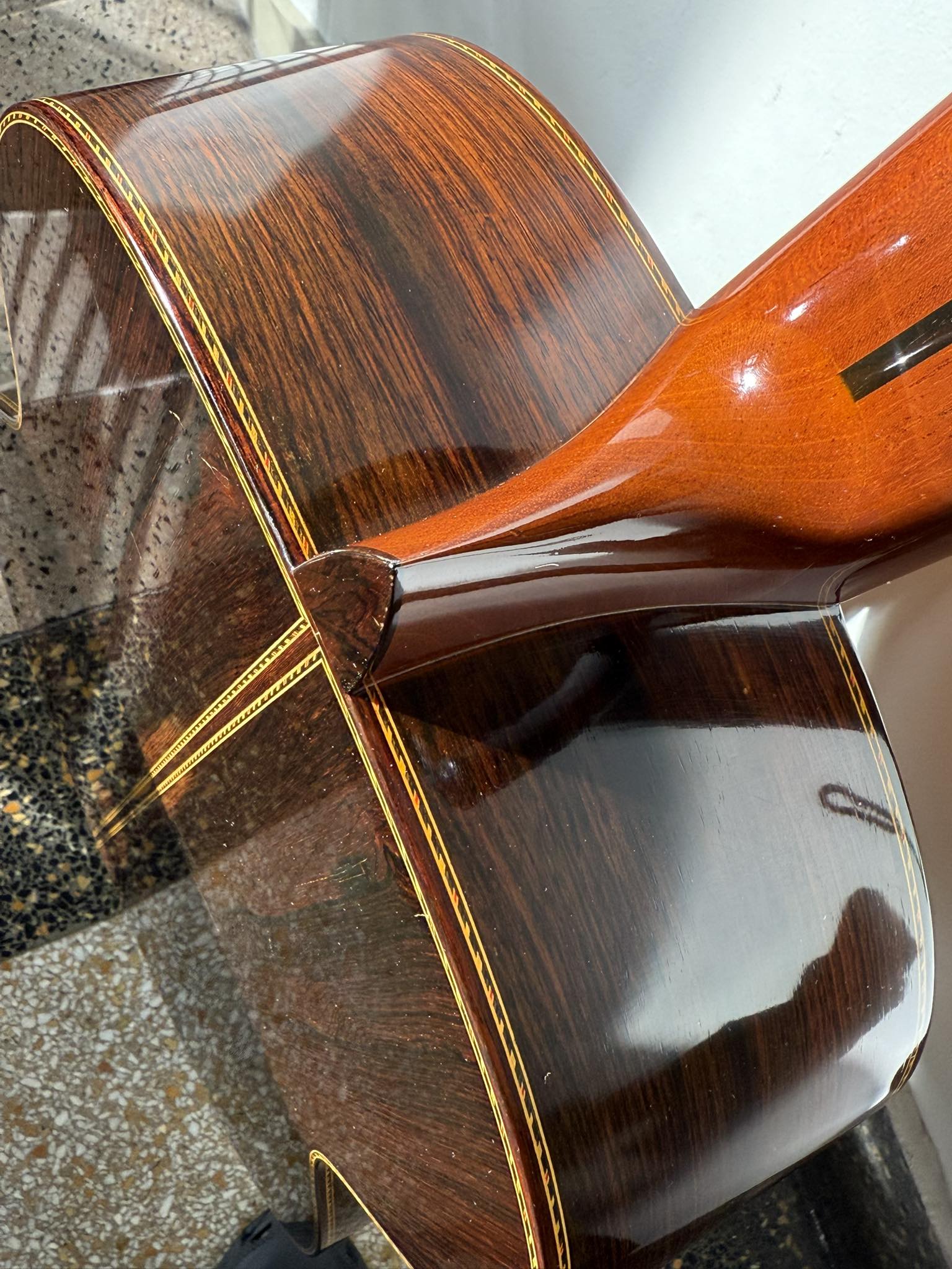 Mitsuru Tamura No.3000 1975 brw, great sounding guitar