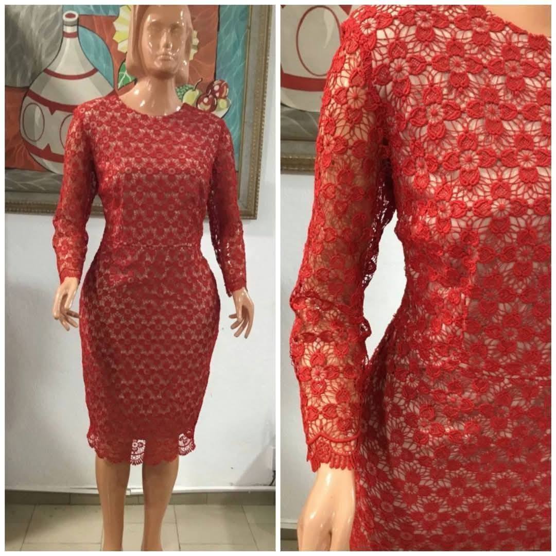 Robe En Dentelle Paper Dolls - Taille 8 - Rose - Neuve Avec étiquette - Style Mini Genoux