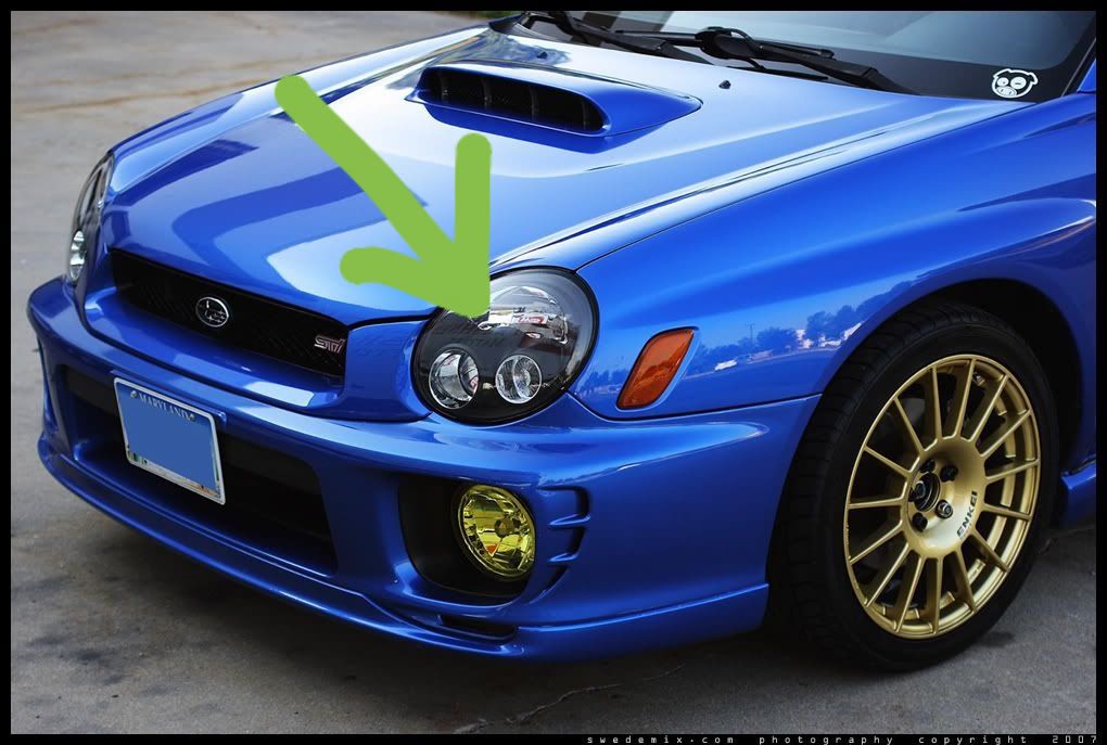 車 SUBARU IMPREZA SPORT GT6 LEFT HEADLIGHT