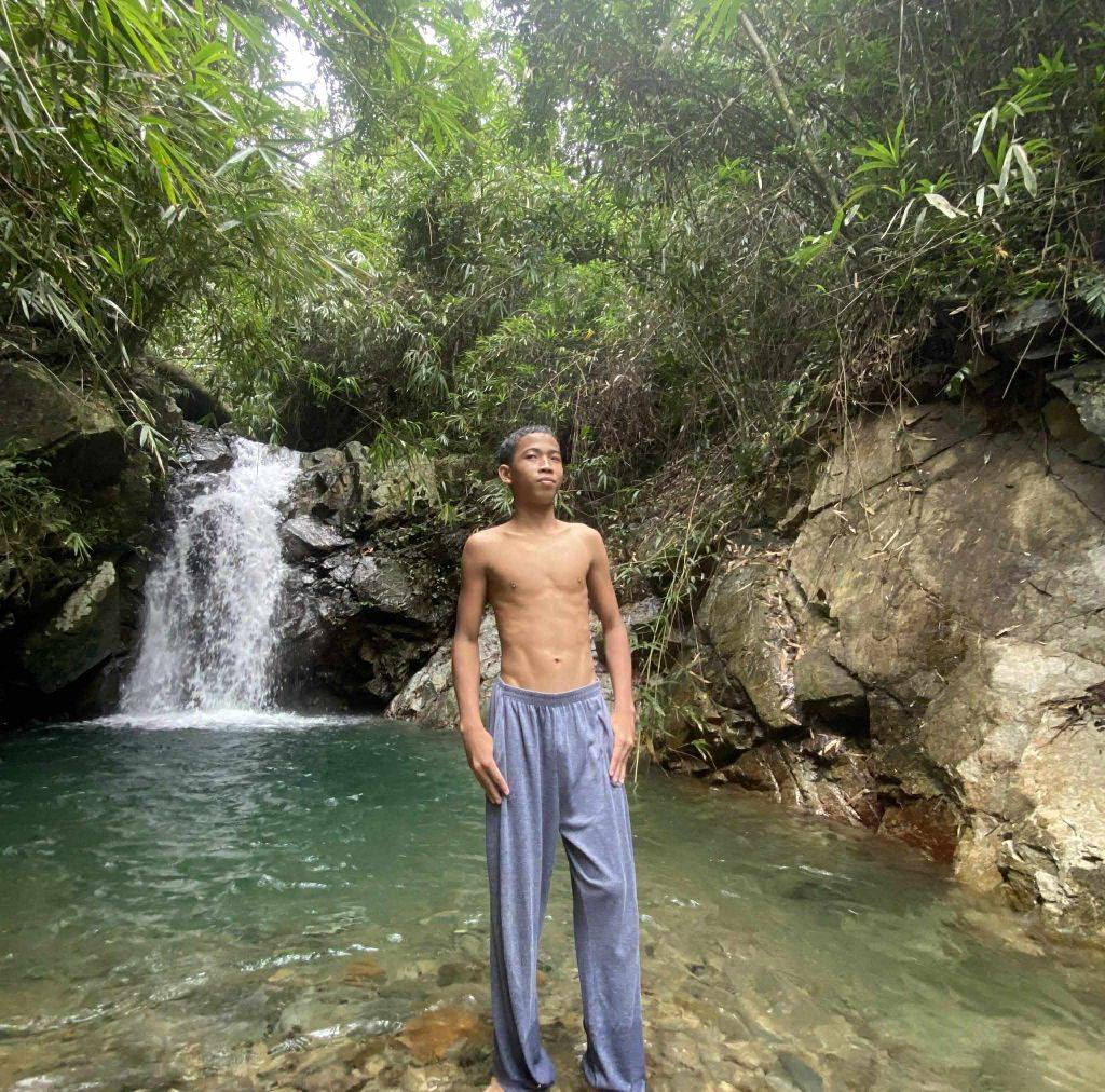 Jhon Lloyd Asirit