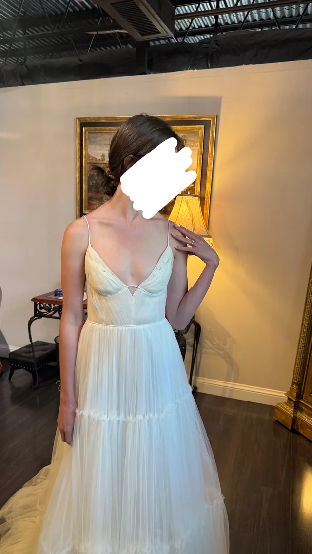 sew in cups for bridesmaid dress Do alterations provide built-in padded bras? Dahlia Deep V-Neck Off Sherri Hill 58143 Size:6” x 6” x 0.75