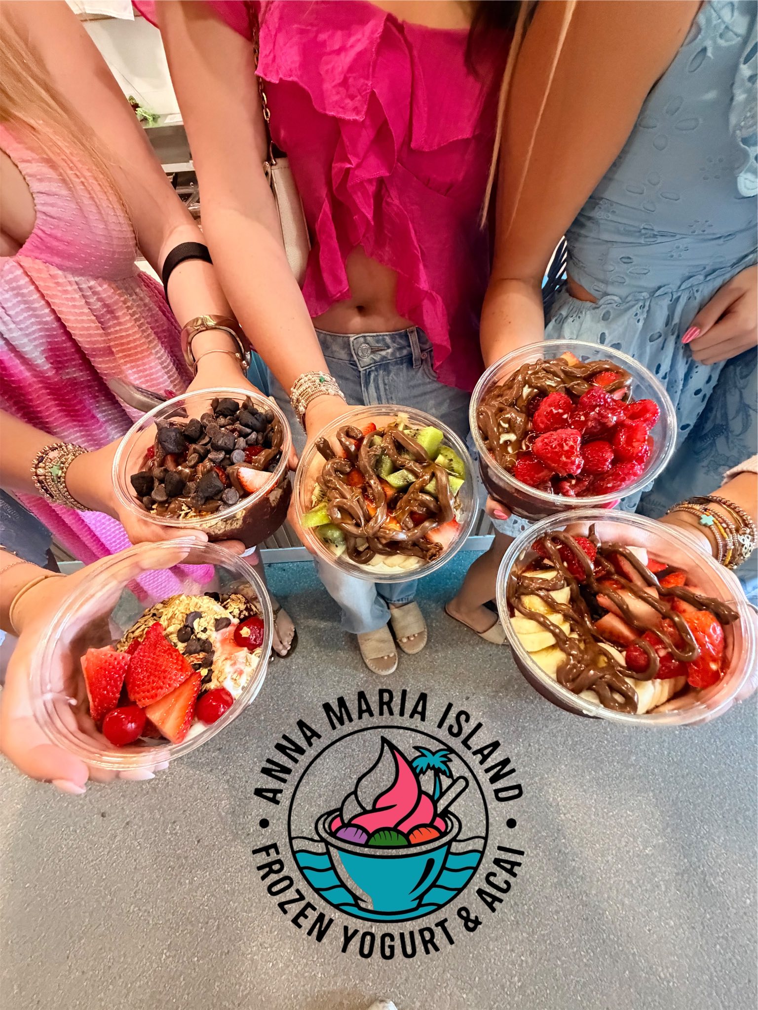 Acai and frozen yogurt bowls on Anna Maria Island | Holmes Beach, FL