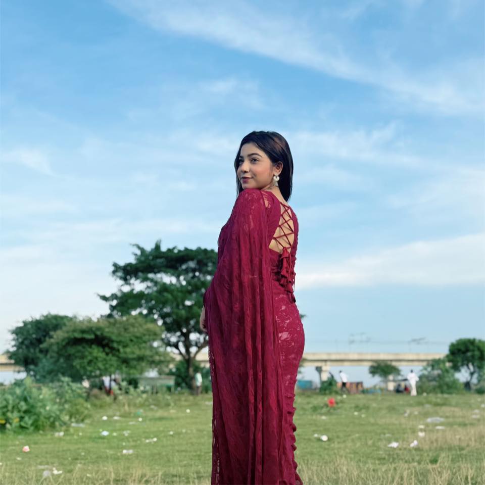 Akhi Akter
