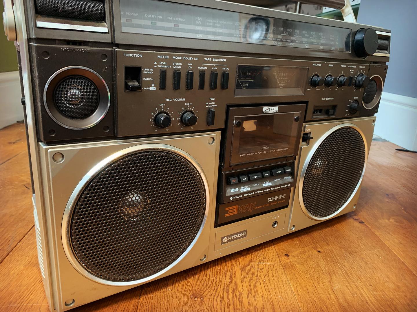 Refurbished Hitachi TRK-8290 boombox for sale
