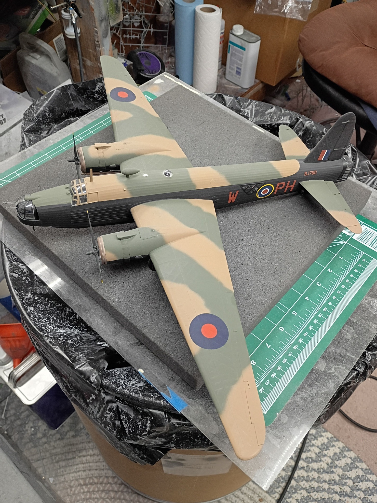 Trumpeter 1/48 Vickers Wellington Mk.III