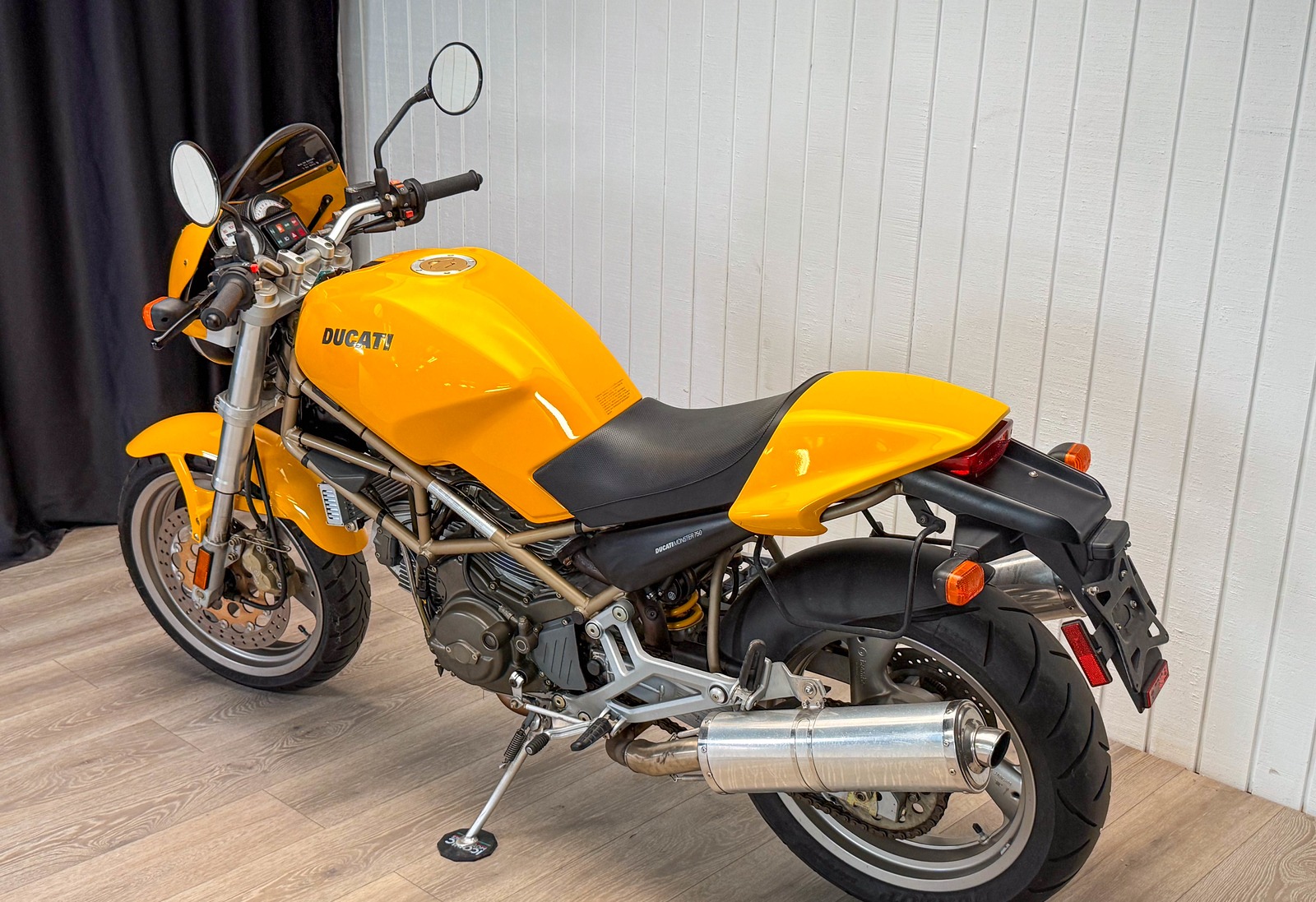 1999 Laverd 750 Black Strike vs 1999 Ducati Monster 750🔥