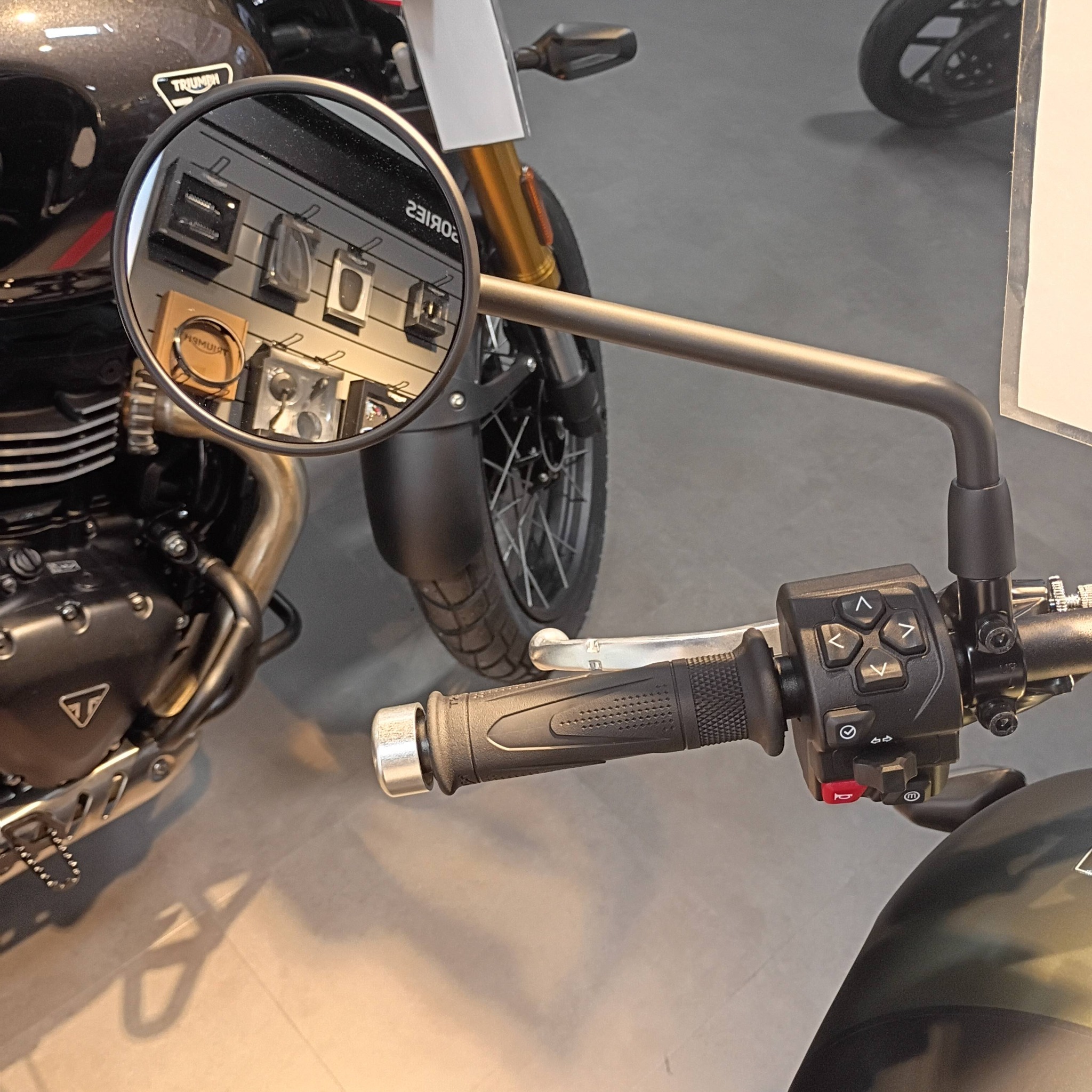 LOOK AT THIS BEAUTY!!! 2026 Scrambler 900 in that Matte Khaki