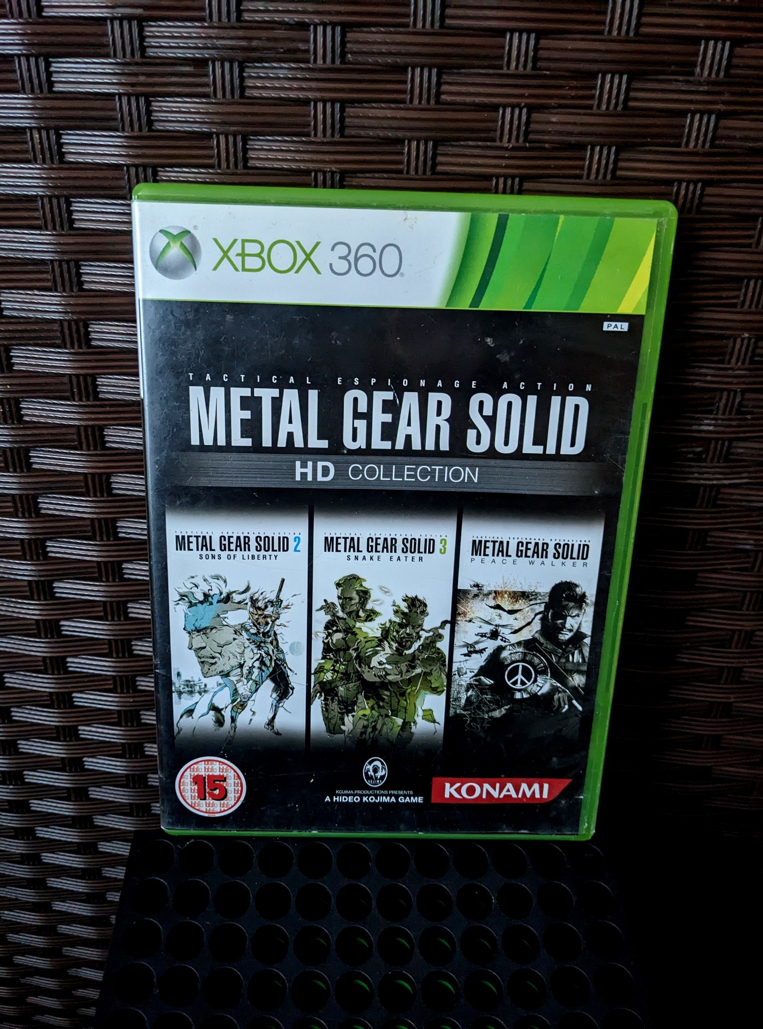metal gear solid 5 ps store PlayStation 4 V LIMITED PACK THE PHANTOM PAIN EDITION (Japan import) : Video Games Lectric display Size:1-W Fahrradrucksack Test Laptop Rucksack and high