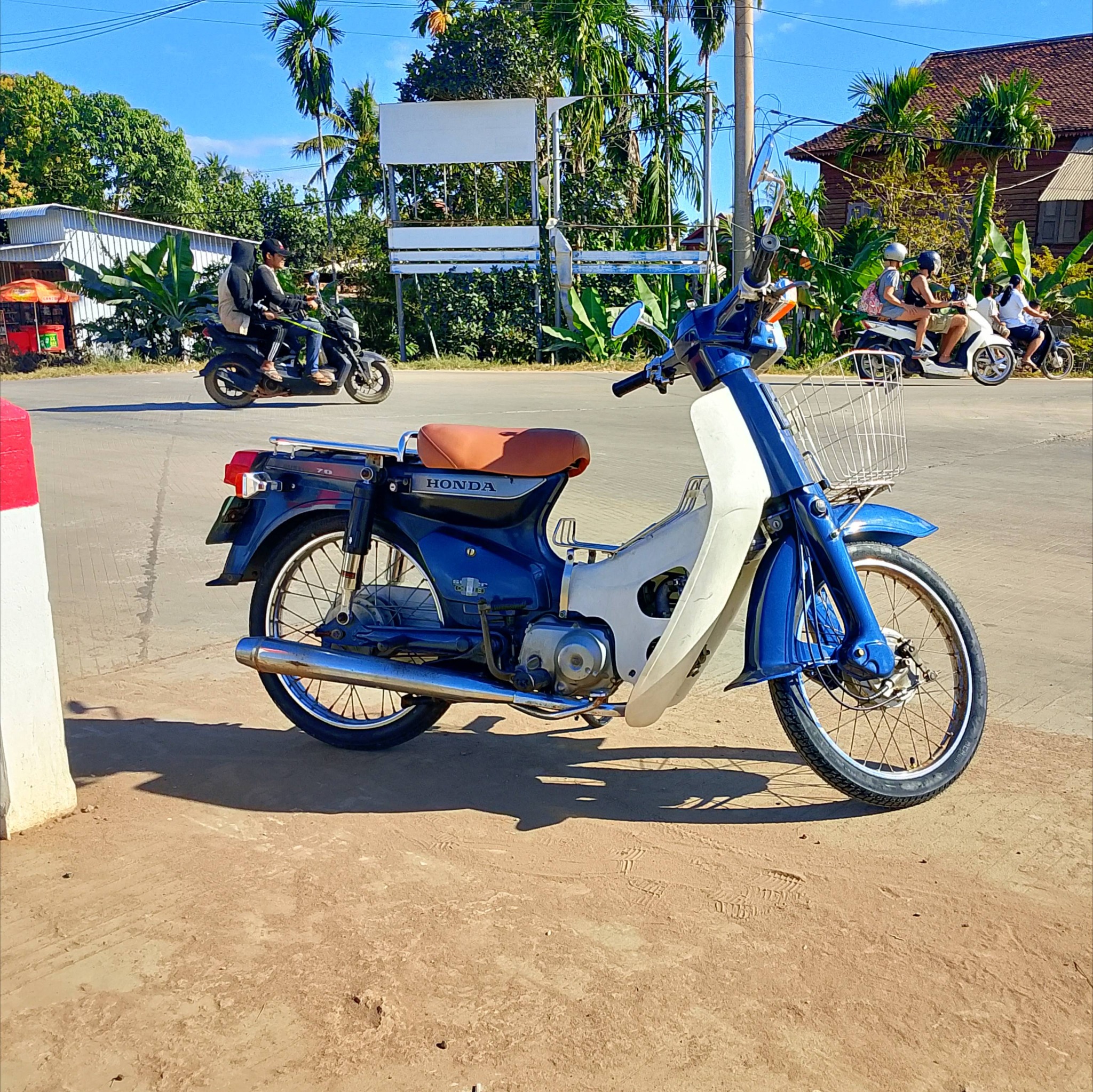 XR250's and Cambodia back roads, perfect mix 🇰🇭
