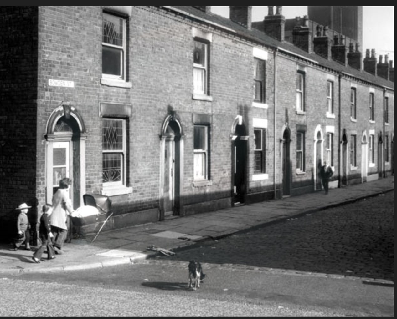 Oldham’s Past | Bowden street Glodwick. | Facebook