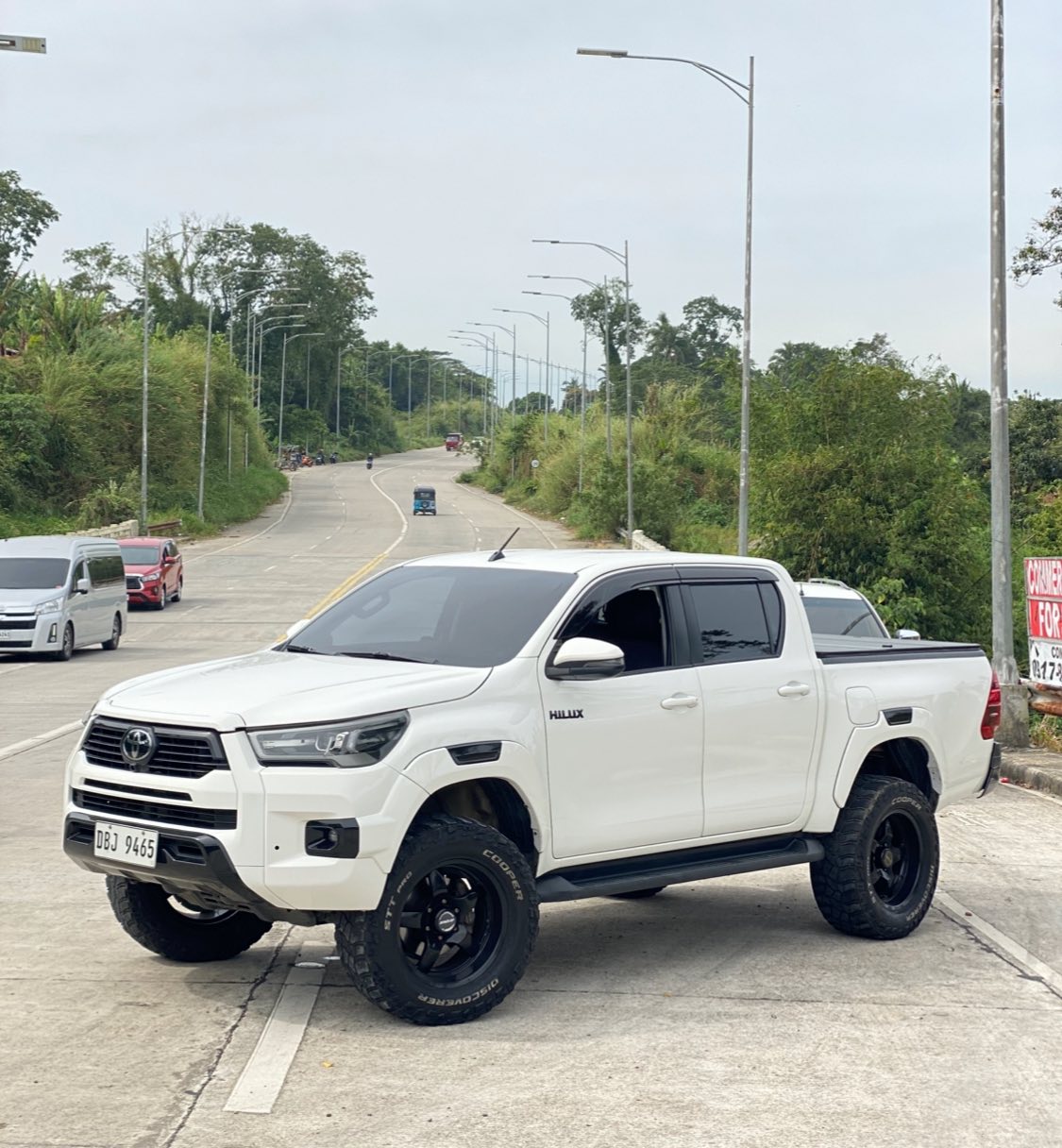 B.F.Goodrich All-Terrain T/A KO2 16インチ LC76