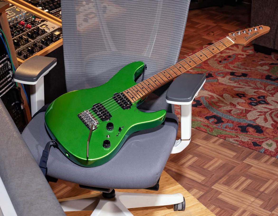 The Dimarzio Fusion Edge !!! Absolutely amazing !!! I'm literally