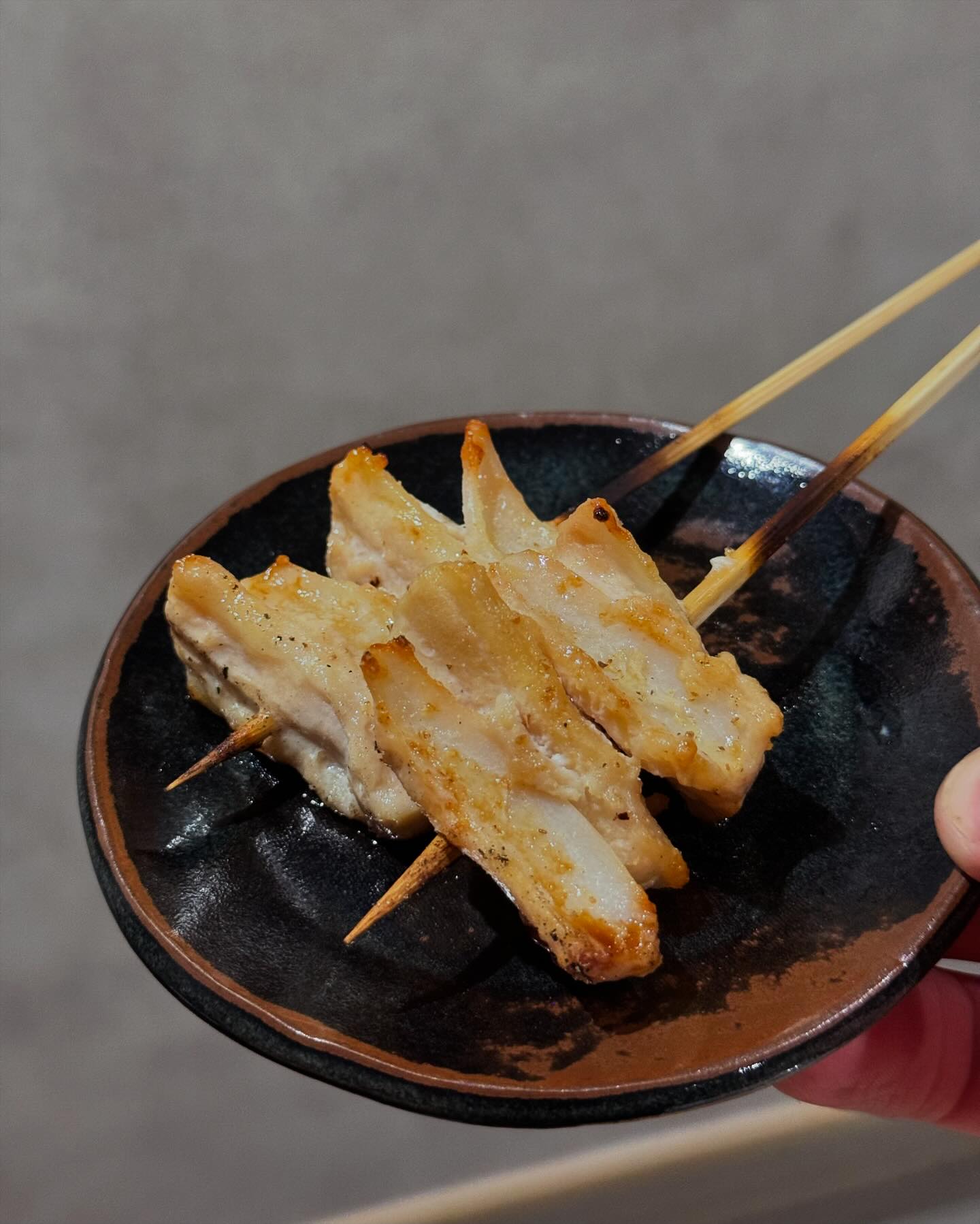 やげん軟骨″ 鶏胸骨の先端部 程よい歯応えと深い味わいを是非ご堪能