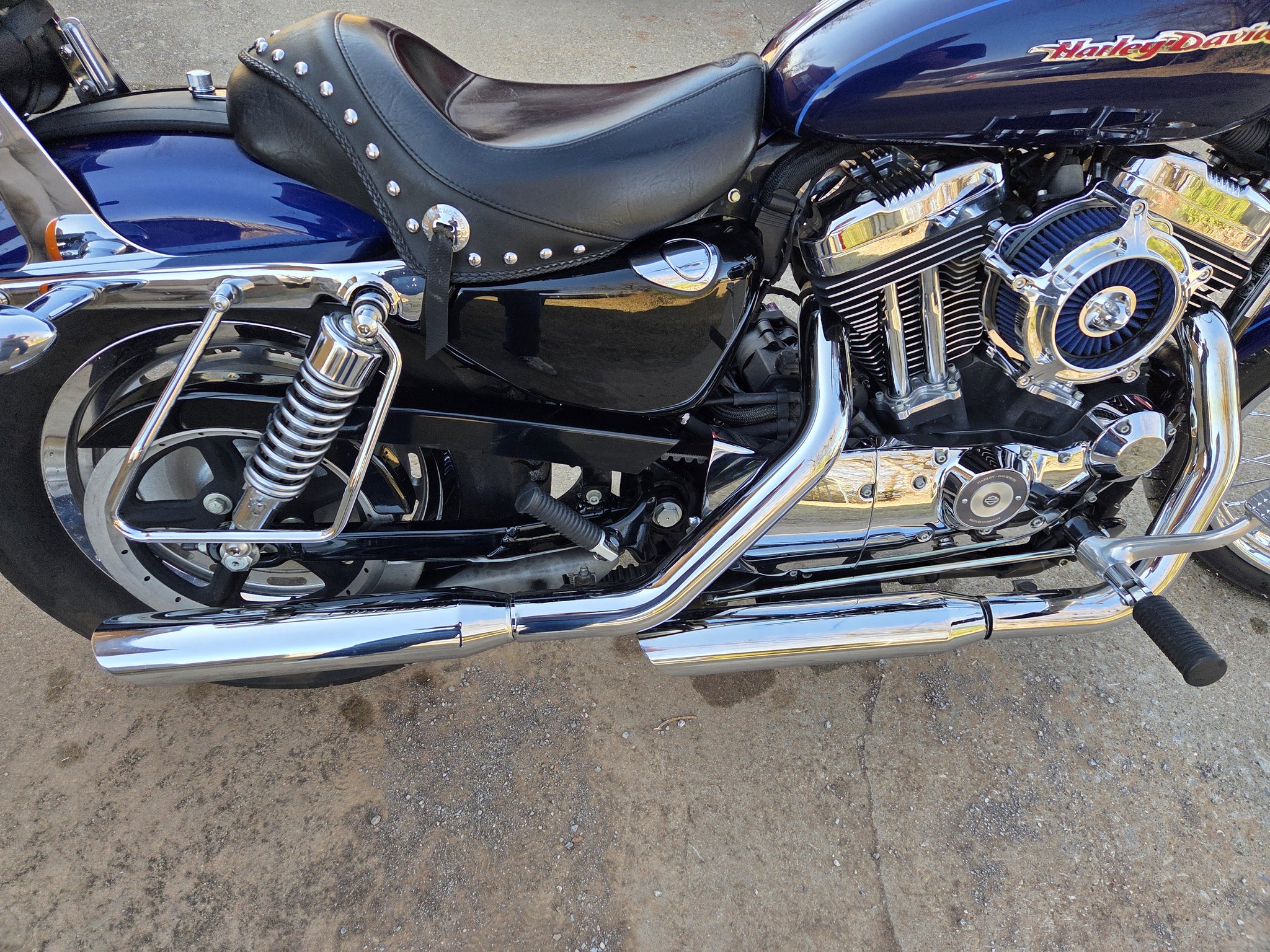 Progressive 412 rear shocks upgrade improves Harley Davidson 