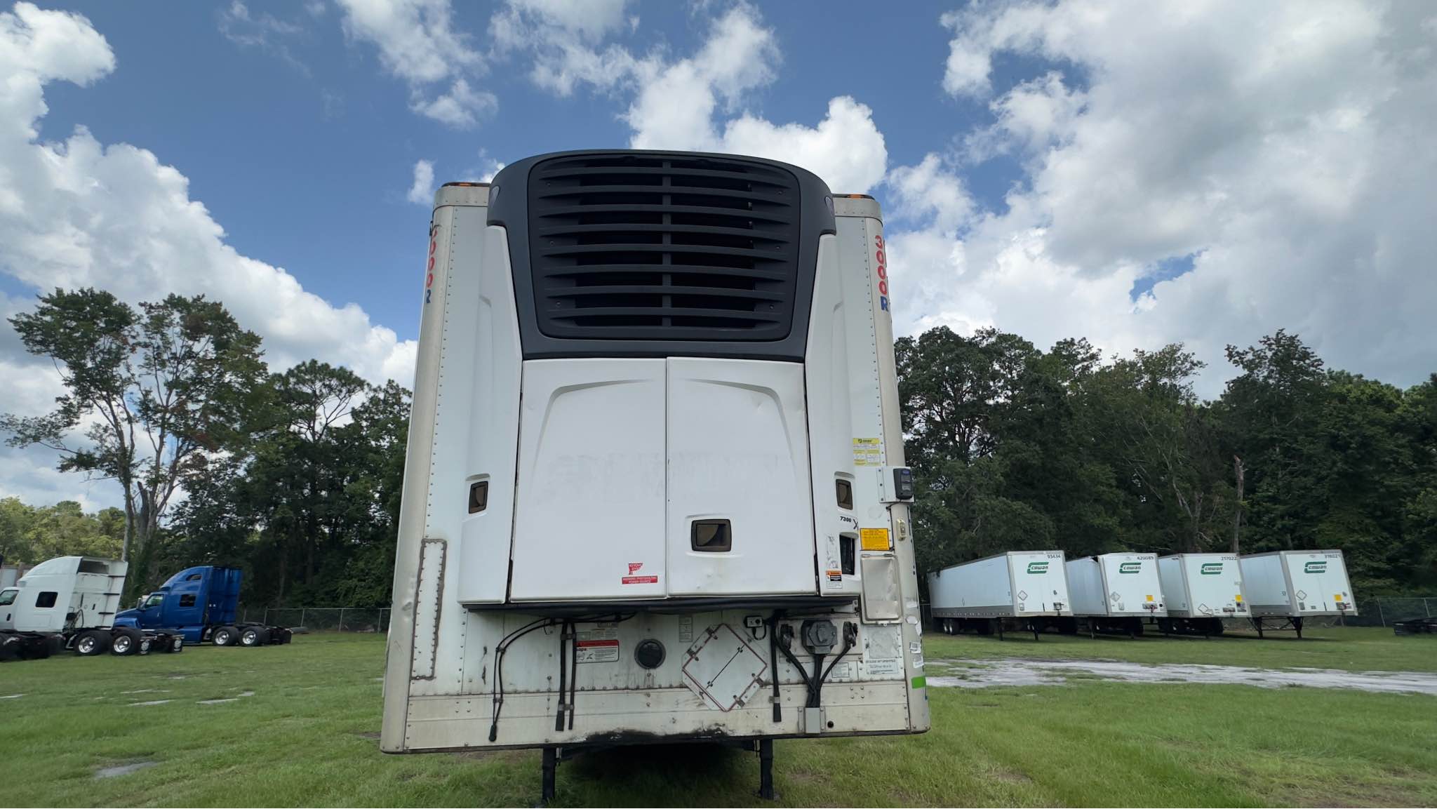 2017 Utility 3000R