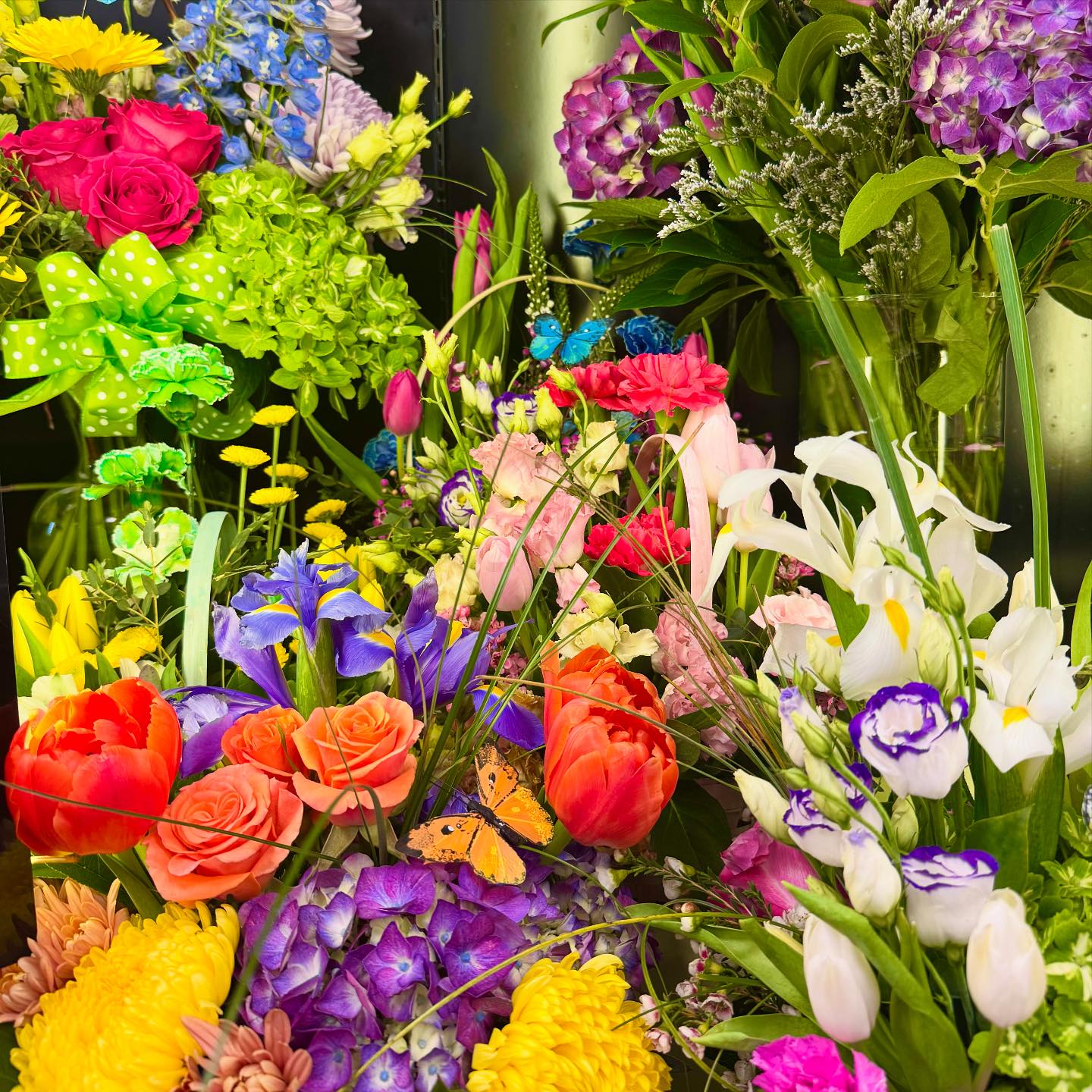 Blooms In Bunches | Merrick NY