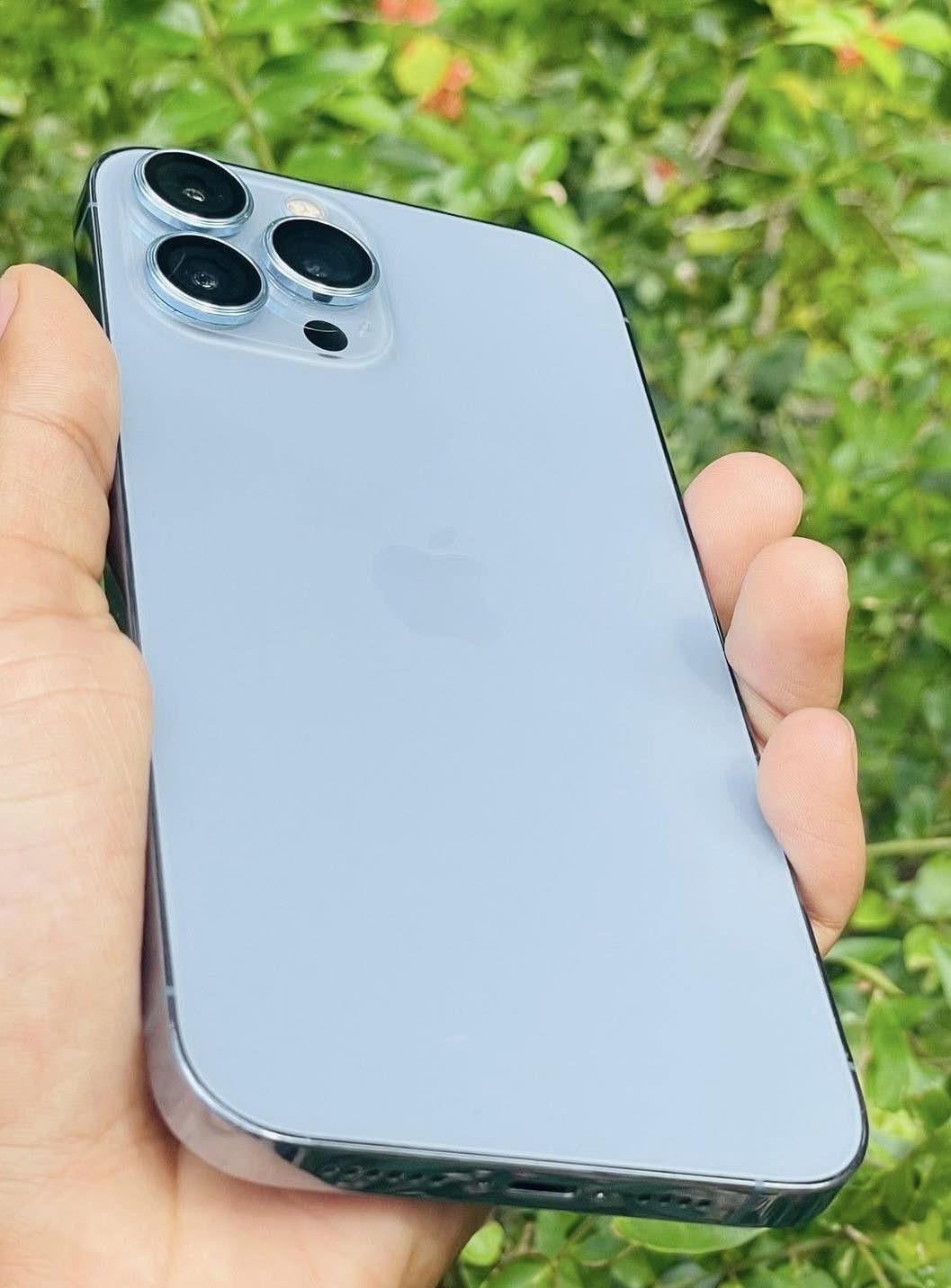 Iphone 13 Pro/256GB/75%Battery/ 320$