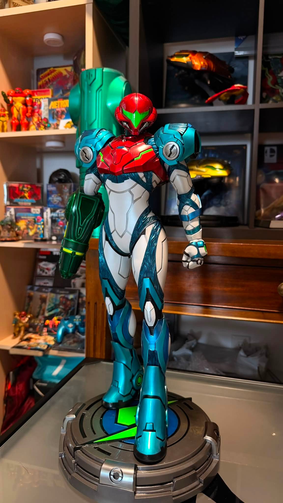 Metroid Dread figure made by artist