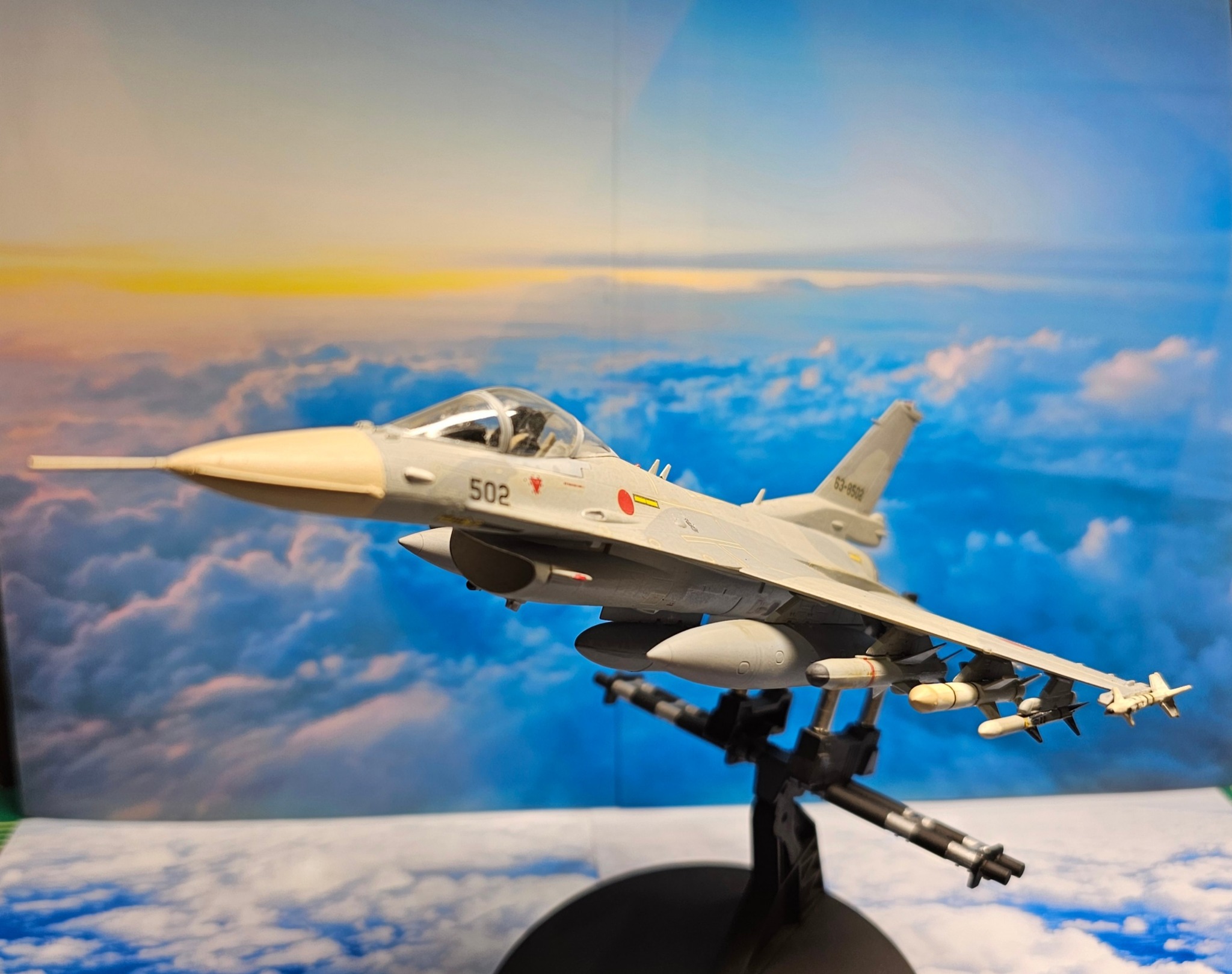 Mitsubishi F-2A 60th anniversary model kit
