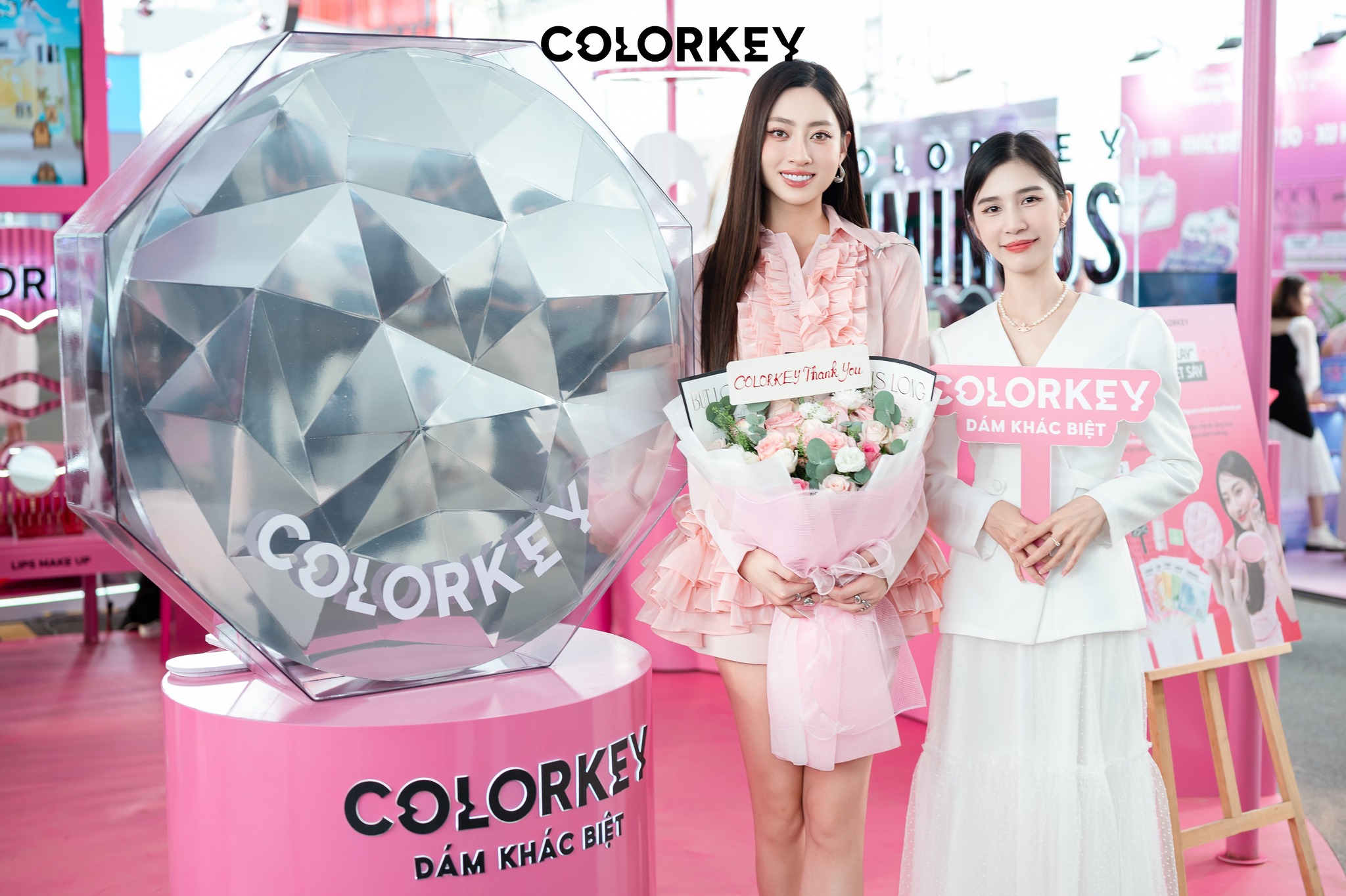 Ngày 28.6 vừa qua, COLORKEY đã có mặt... - Colorkey Vietnam | Facebook