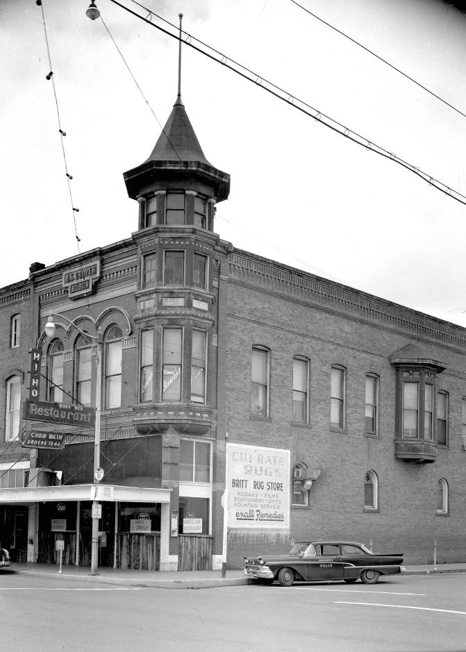 US - J.S. Cooper Block in Independence, Oregon, c1959 This photo is of ...