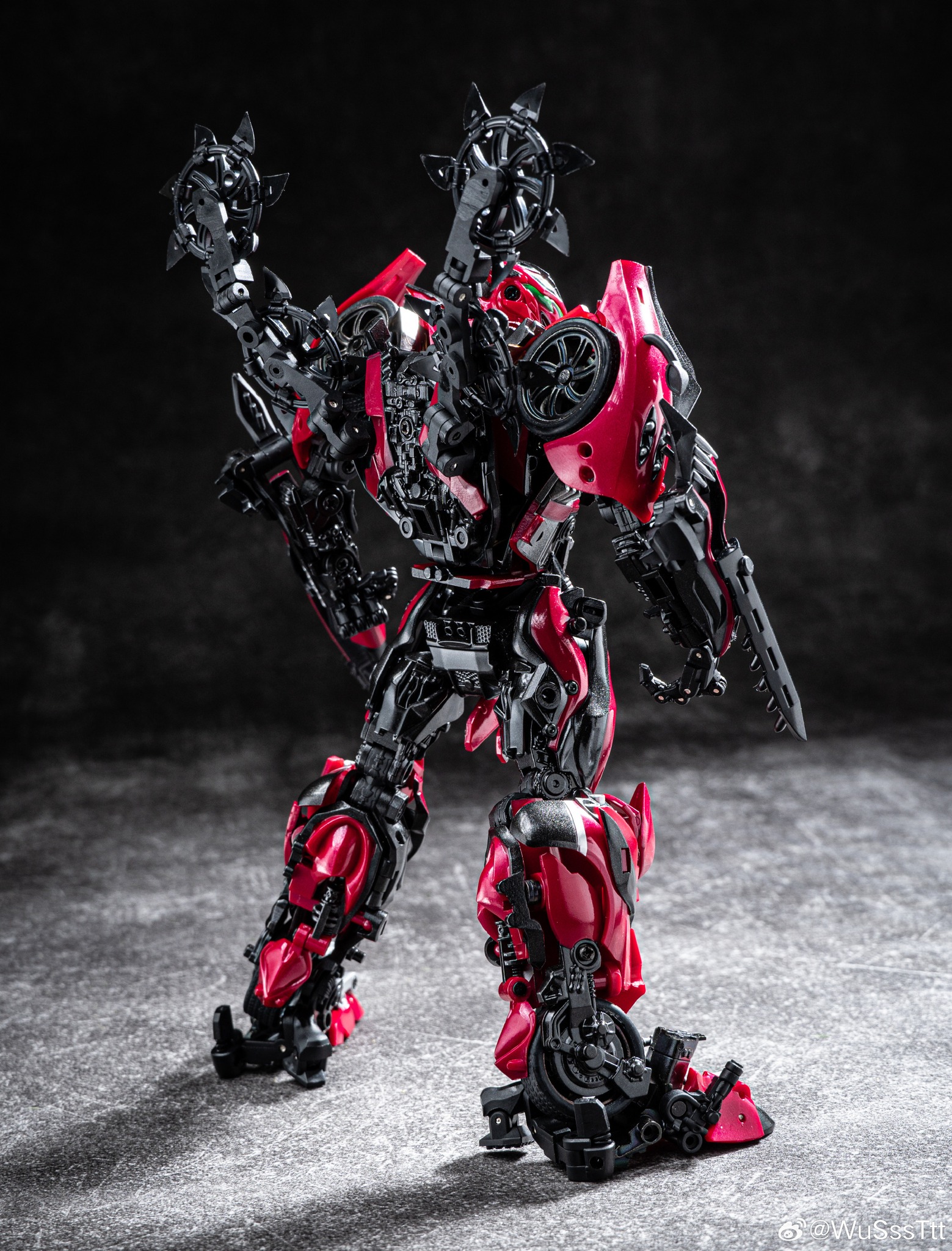 Unique Toys R09 Red Destroyer, via WuSssTtt on weibo.