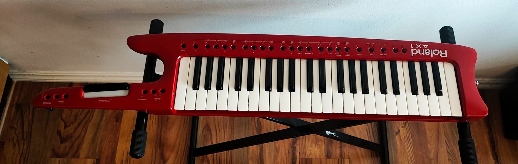 Vendo Roland AX1 importado en perfectas condiciones! 🎶 - **Estado